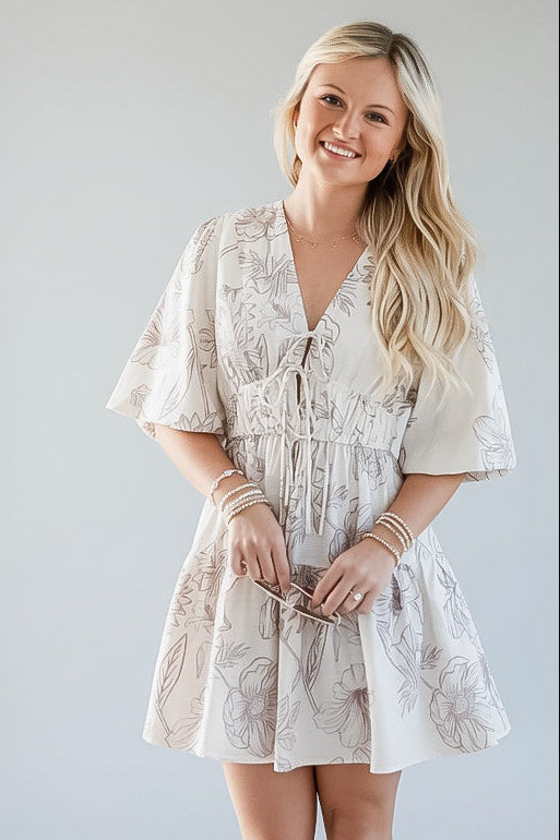 short cream dress White Floral Off-Shoulder Graduation Cream White Floral / XSmall 40 Waist (in) 23 Alie Street Holly Dress Short