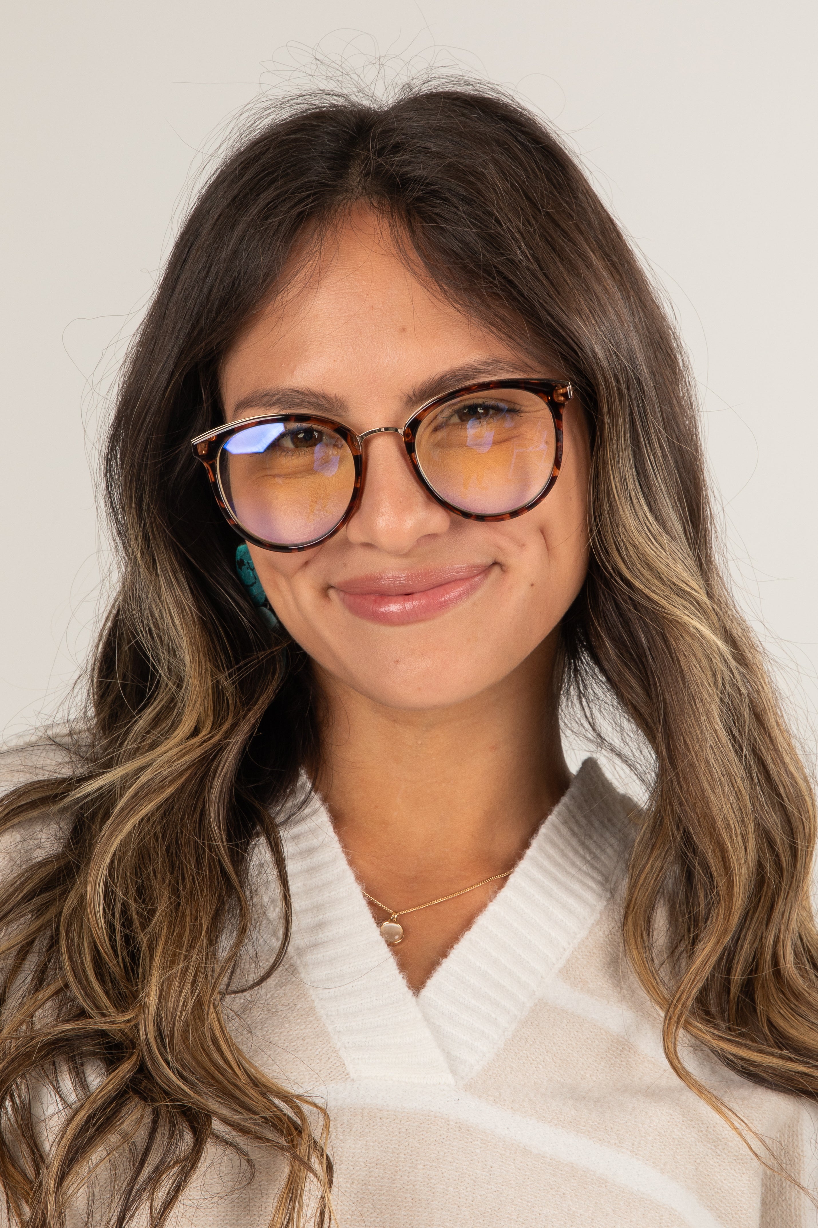 ? Eyebobs Total Wit Blue Tortoiseshell Round Women\'s Glasses Total Wit Round Glasses | eyebobs main image 2