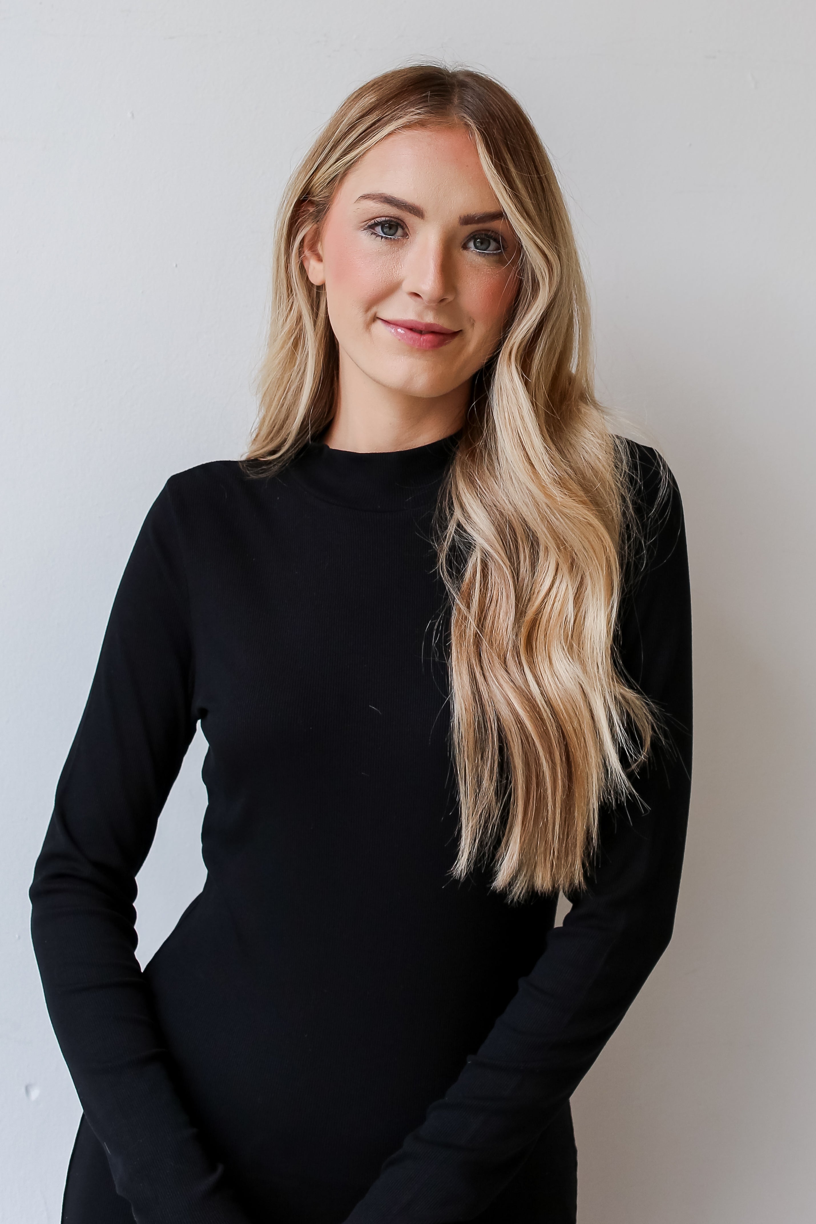 long sleeve Black Ribbed Knit Midi Dress