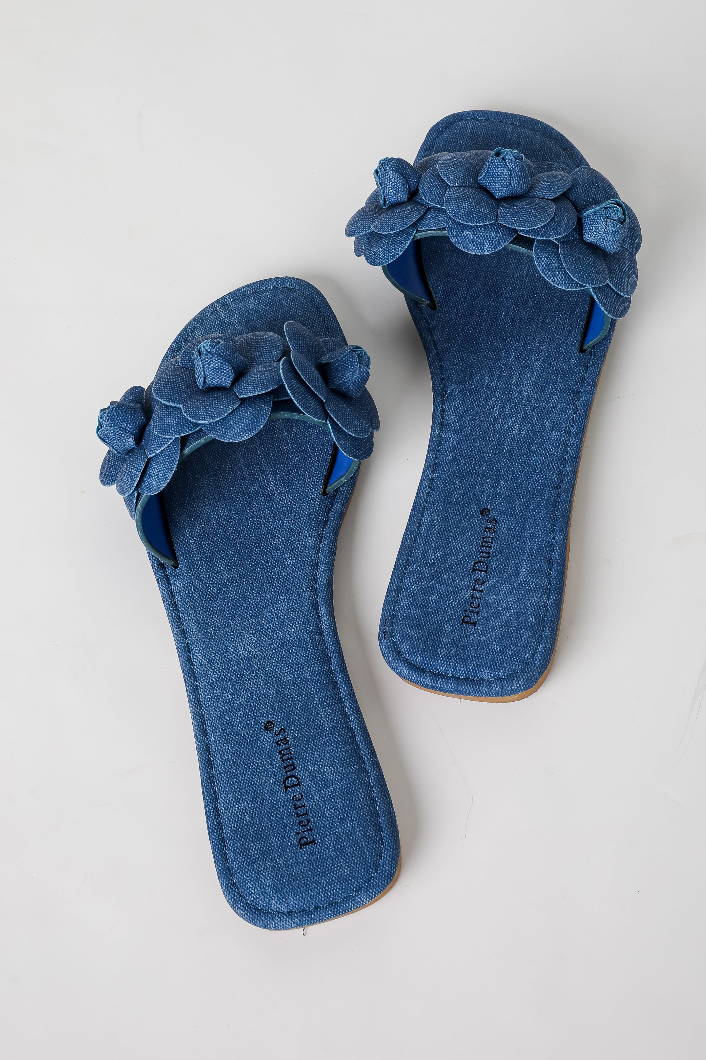 Classy Touch Blue Flower Slide Sandals