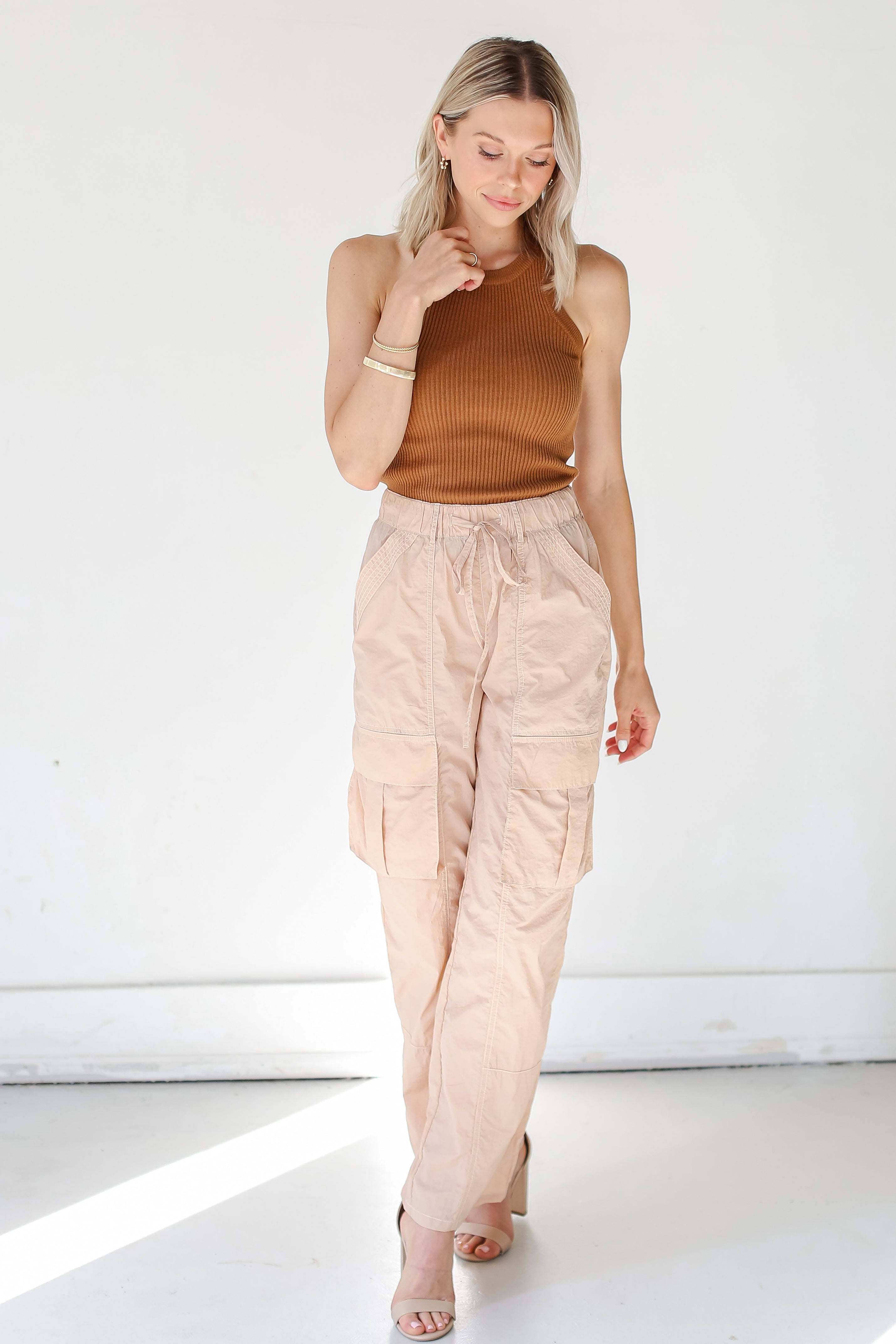 blush model wearing blush Cargo Pants