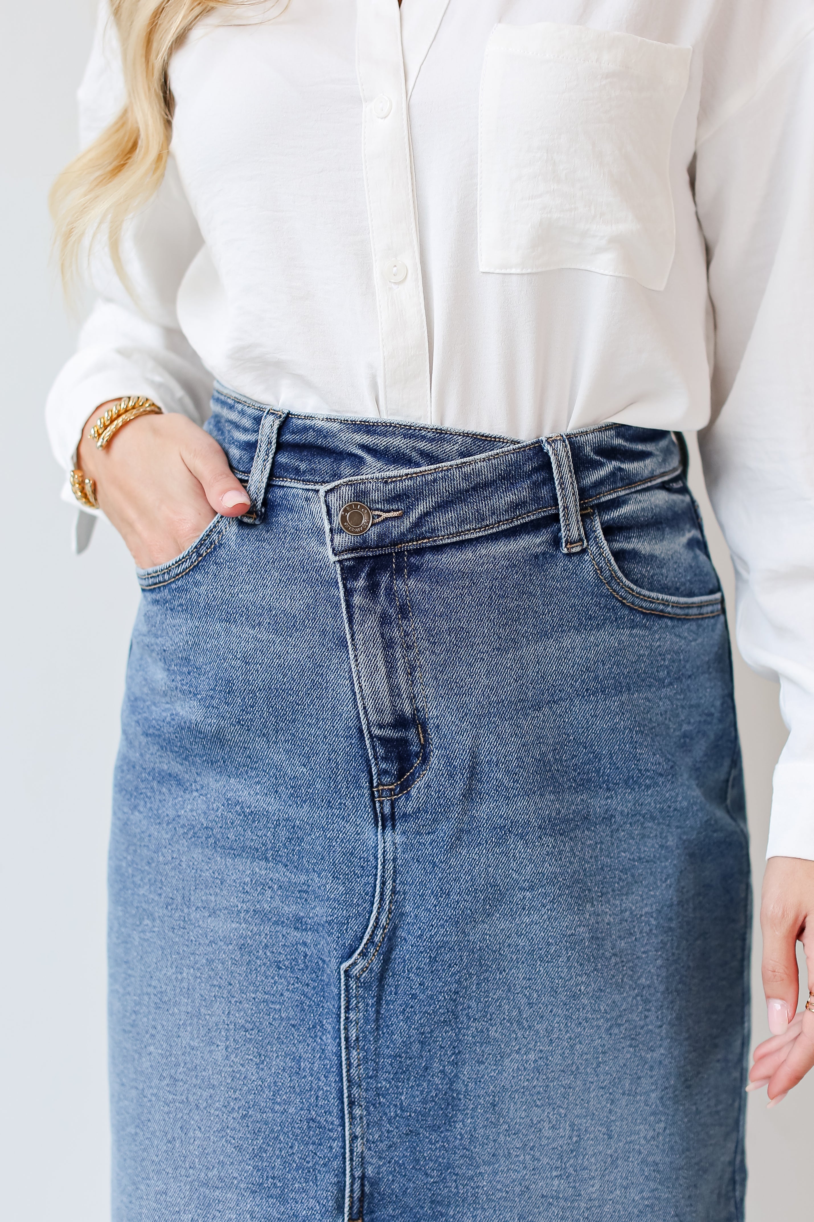 medium wash Denim Maxi Skirt on dress up model