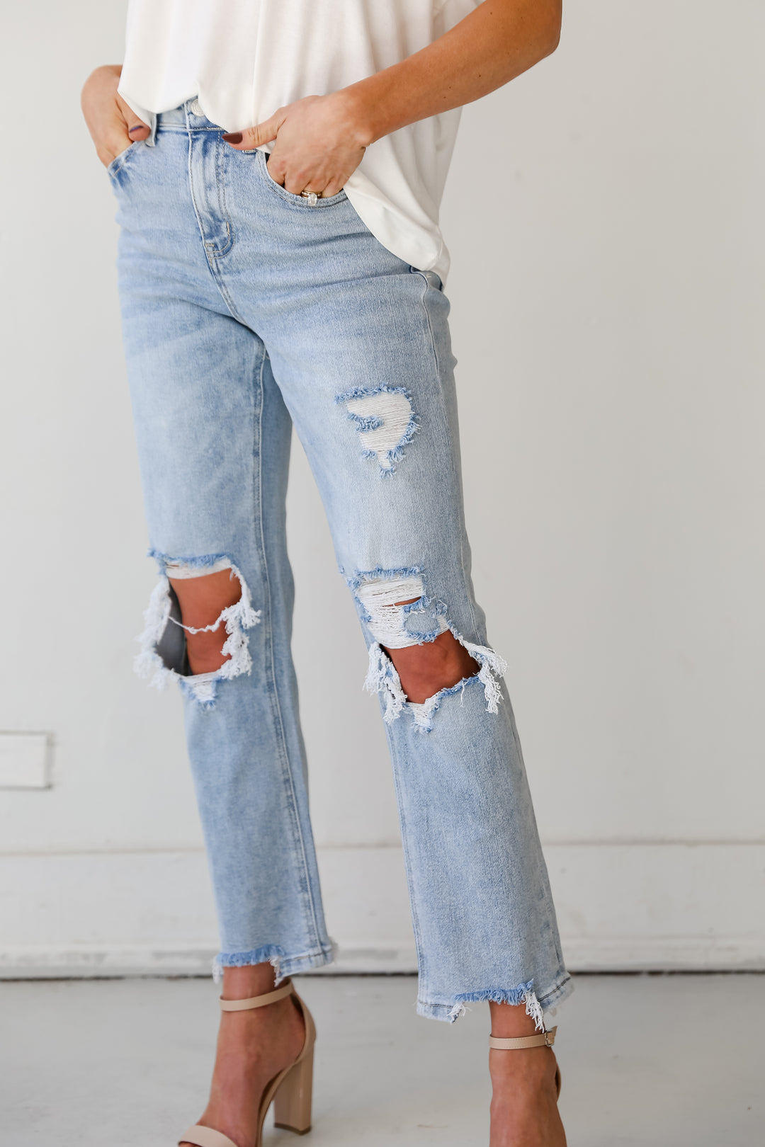 cute Light Wash Distressed 90s Vintage Dad Jeans