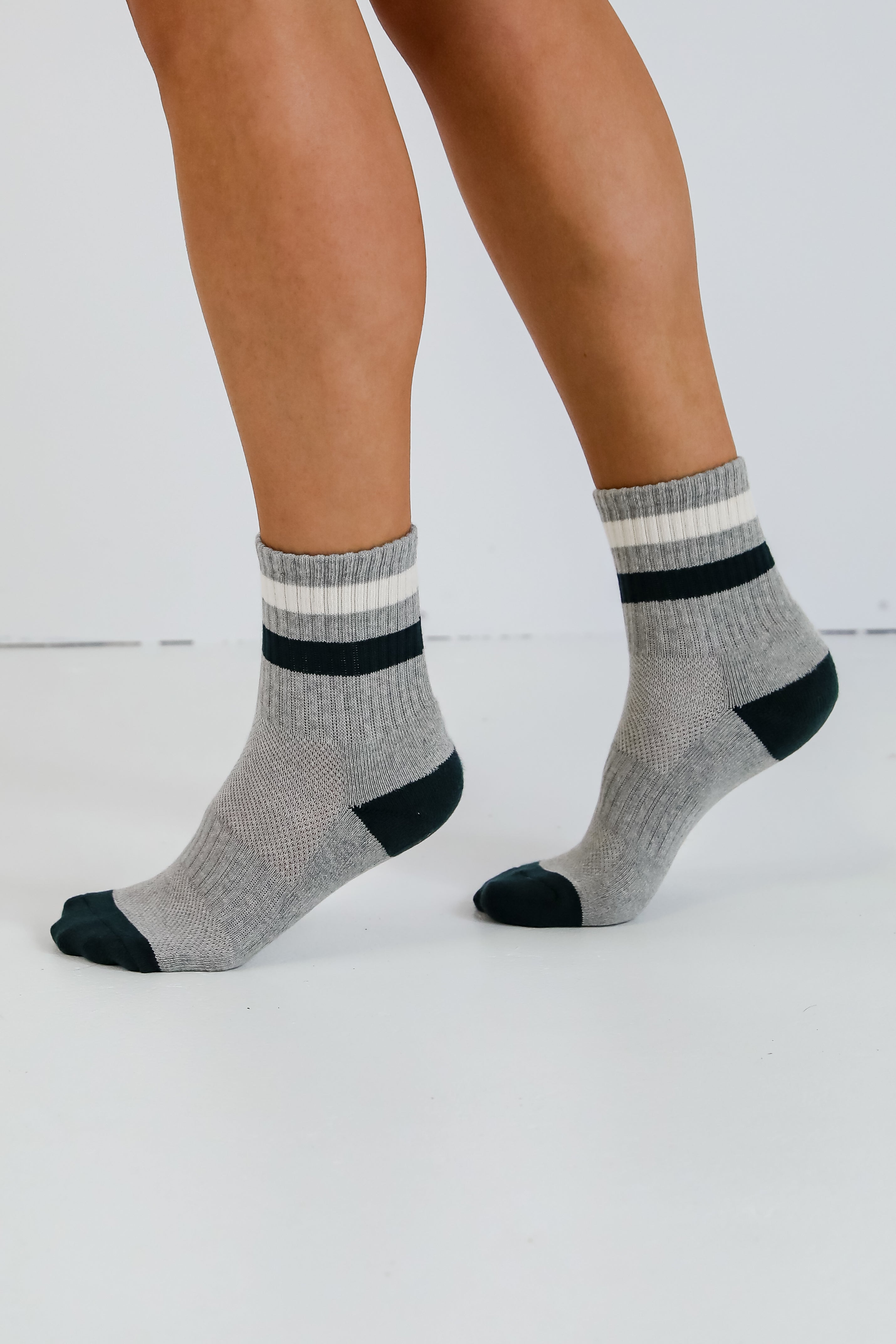 So Sporty Color Block Ankle Socks
