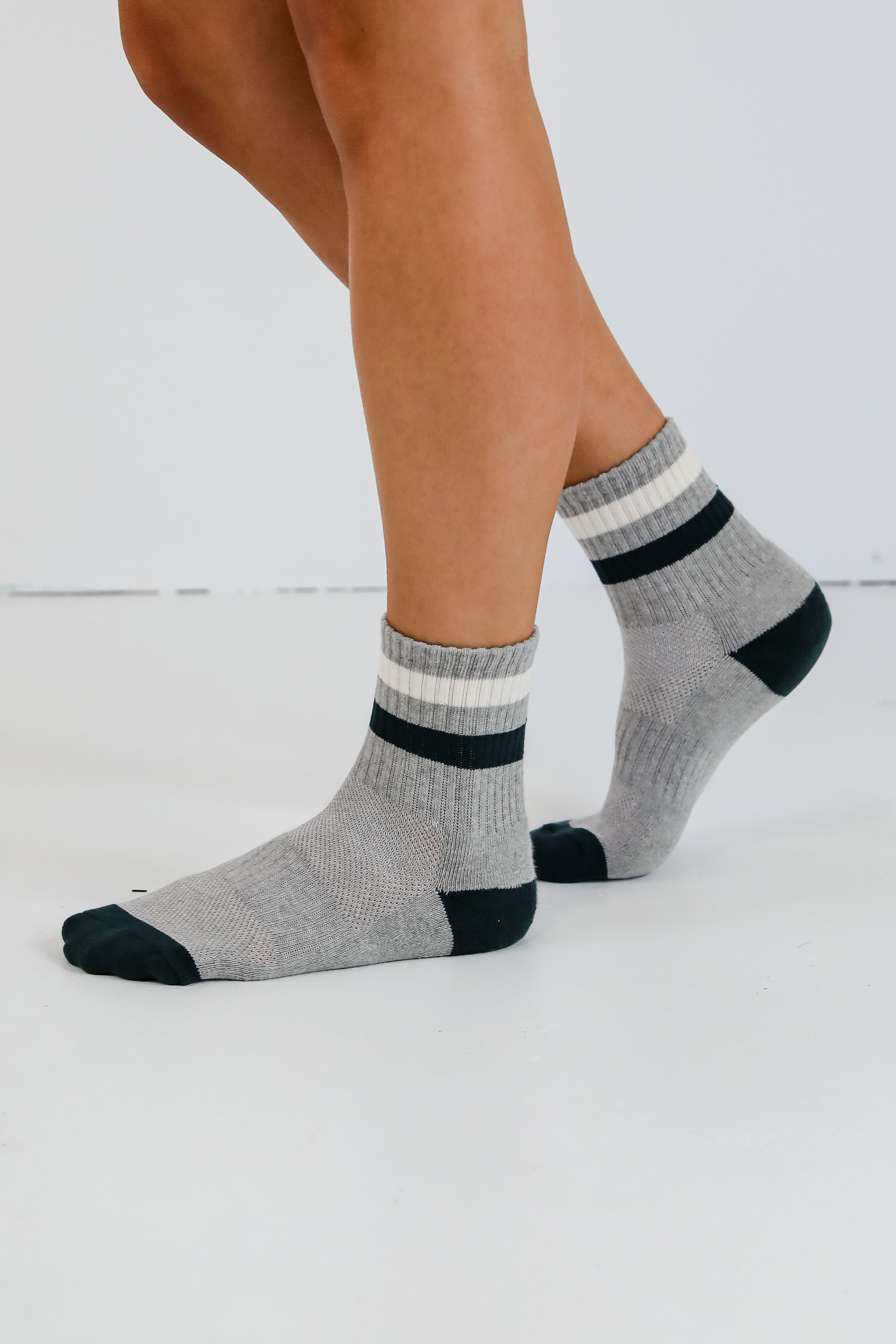 So Sporty Color Block Ankle Socks