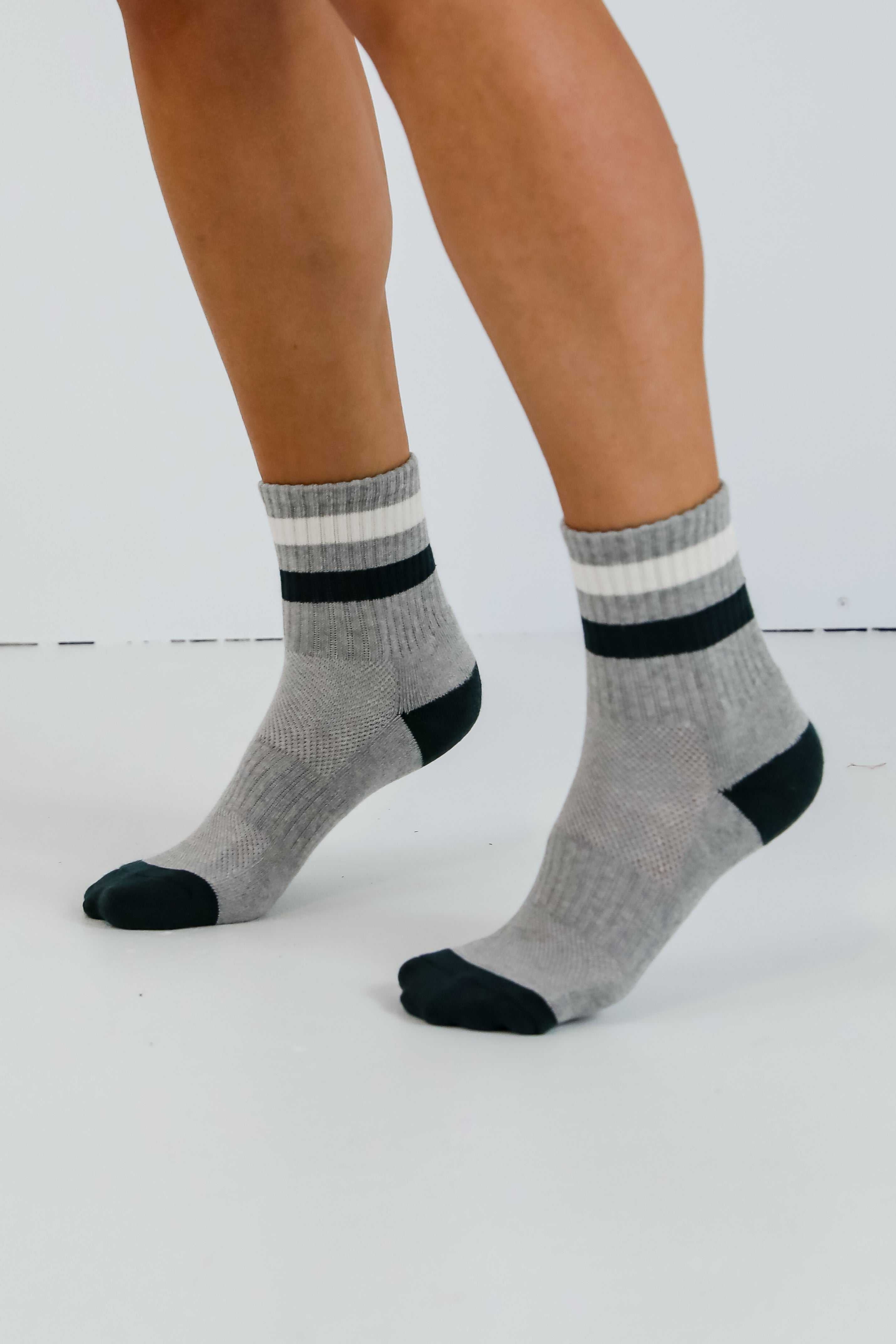 So Sporty Color Block Ankle Socks
