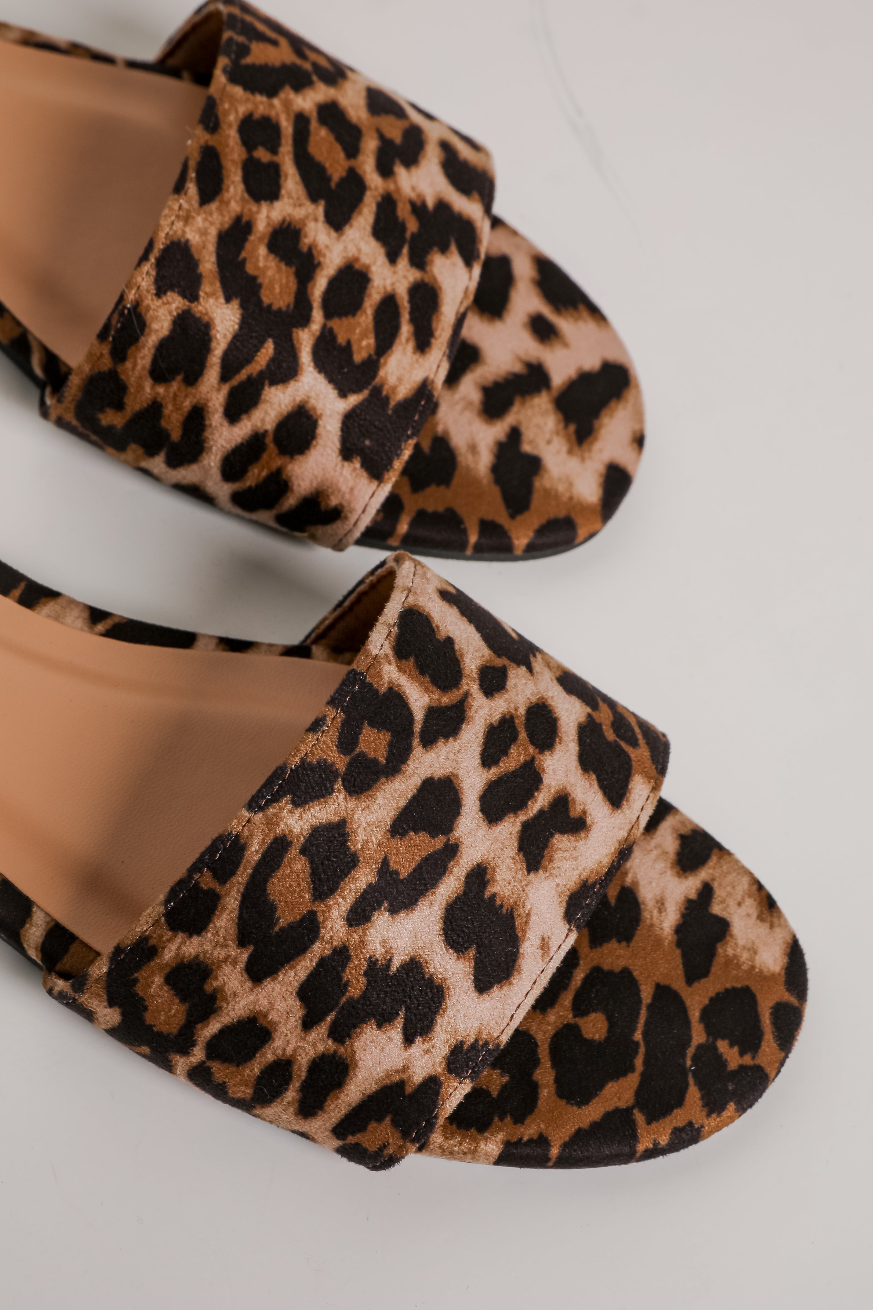 FINAL SALE - Try To Keep Up Slide Sandals