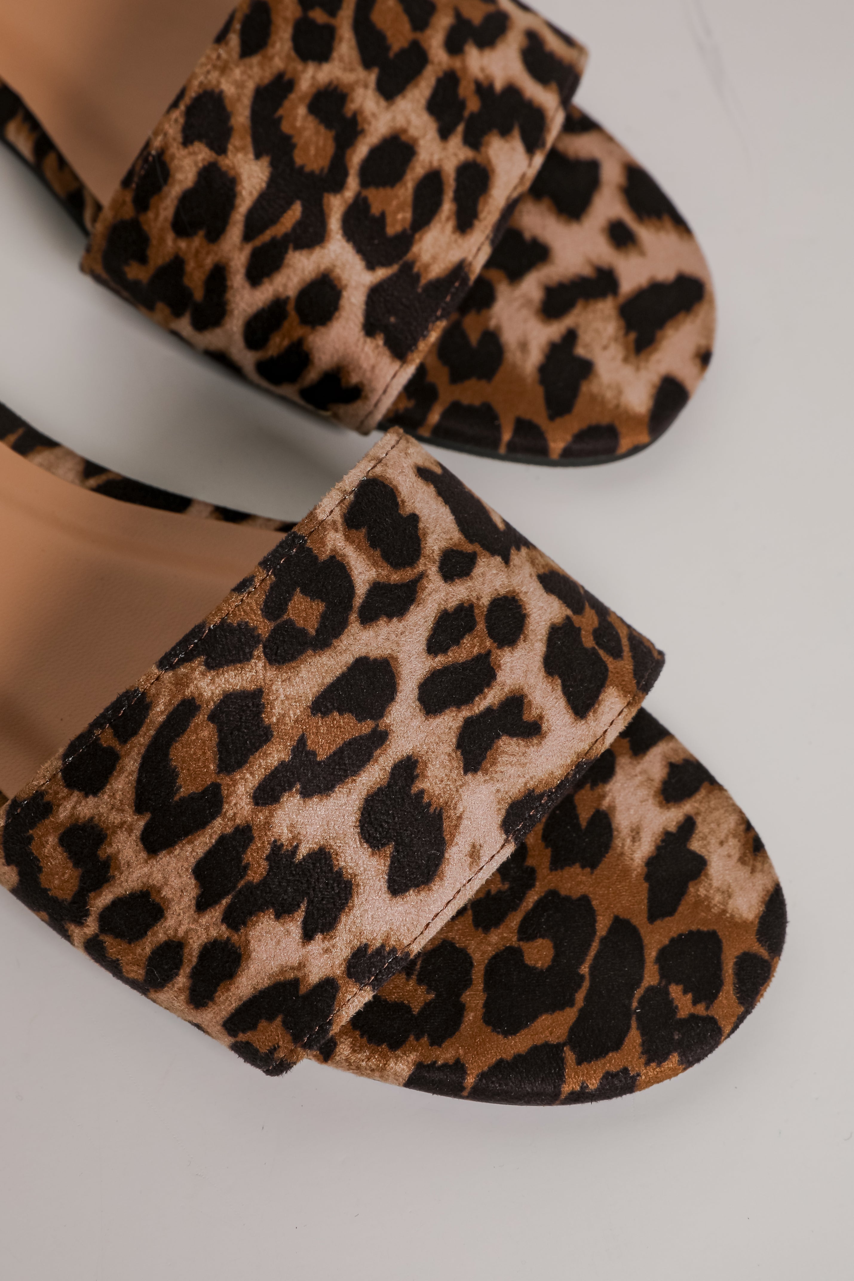 FINAL SALE - Try To Keep Up Slide Sandals