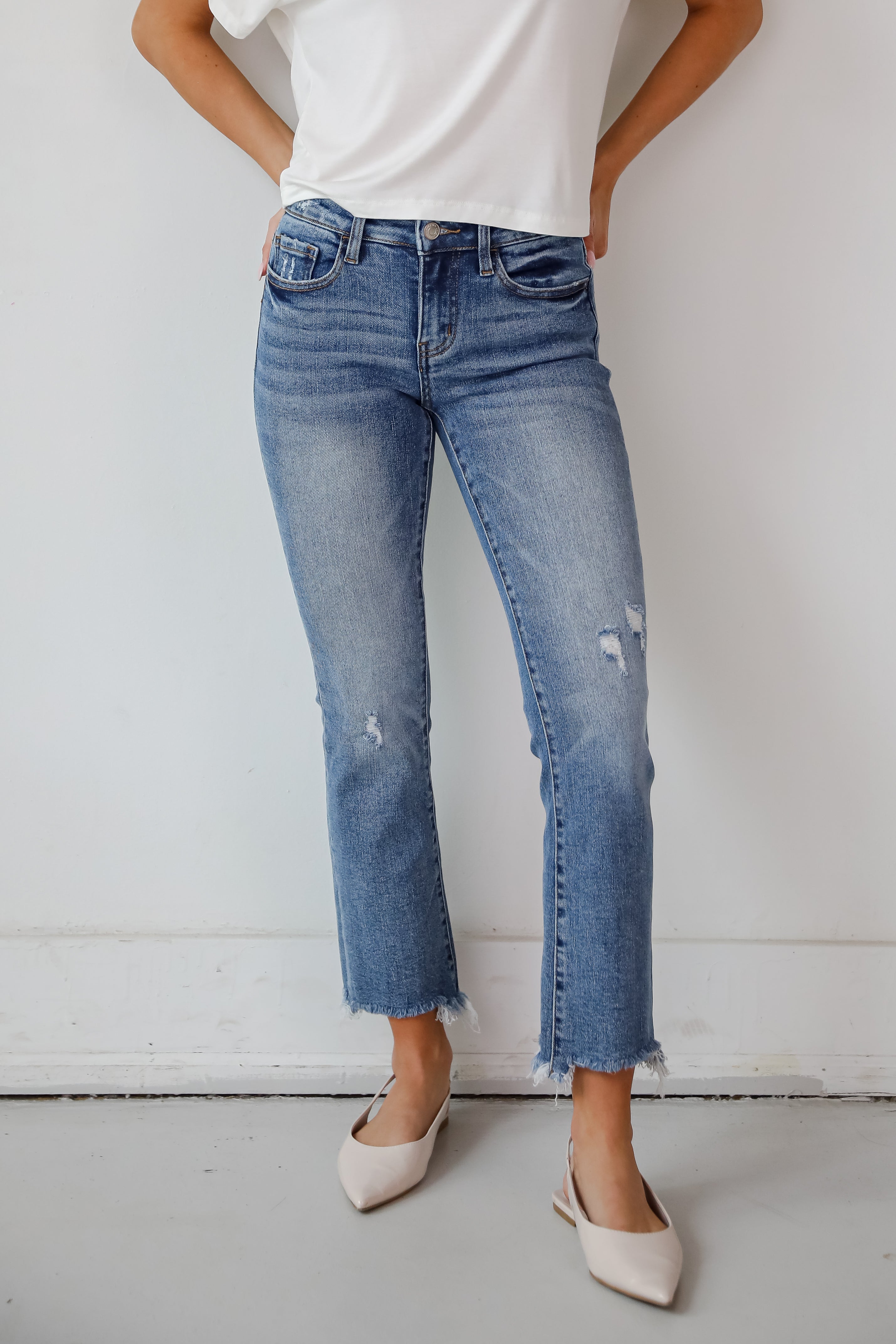 Amber Medium Wash Mid-Rise Ankle Bootcut Jeans