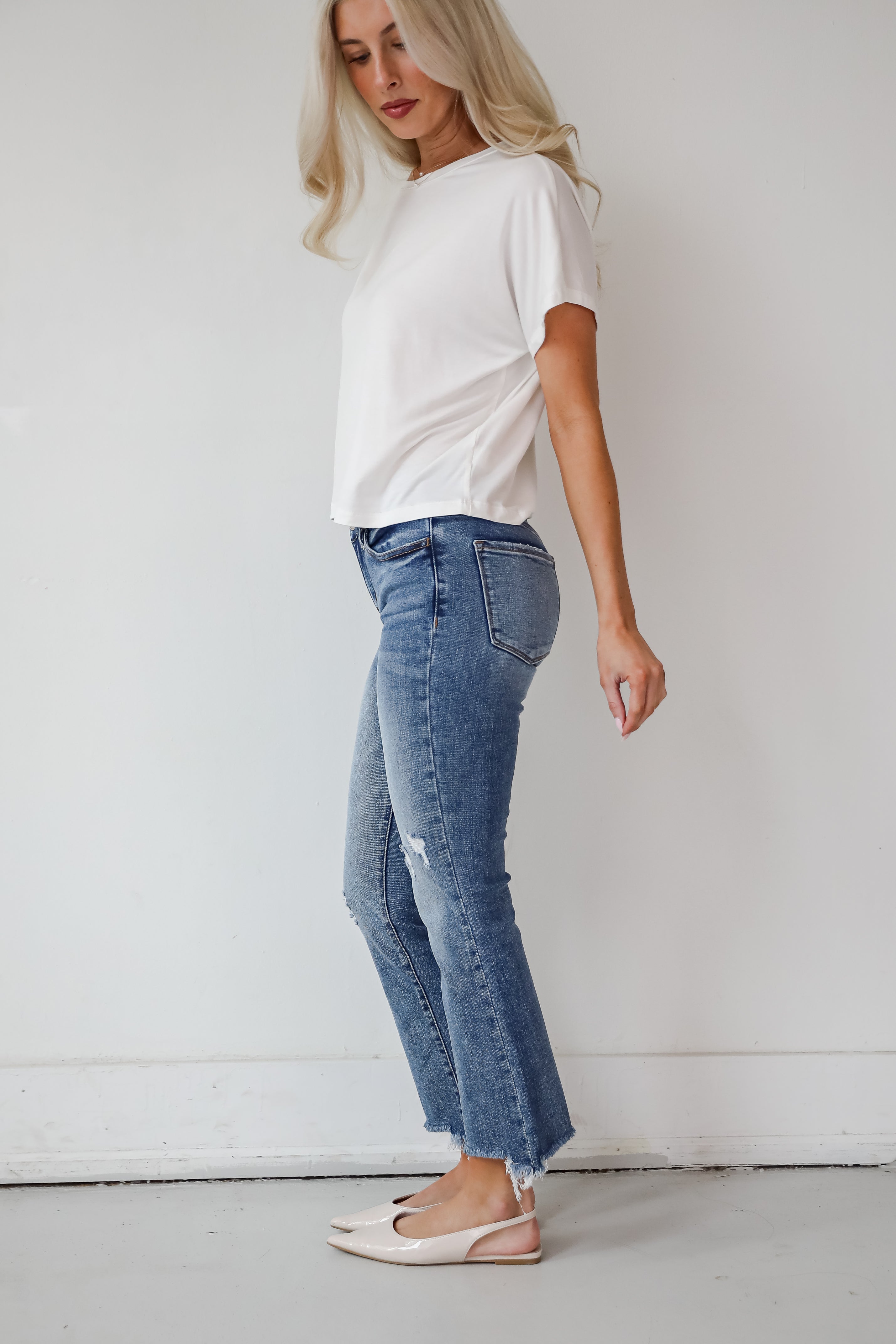 Amber Medium Wash Mid-Rise Ankle Bootcut Jeans