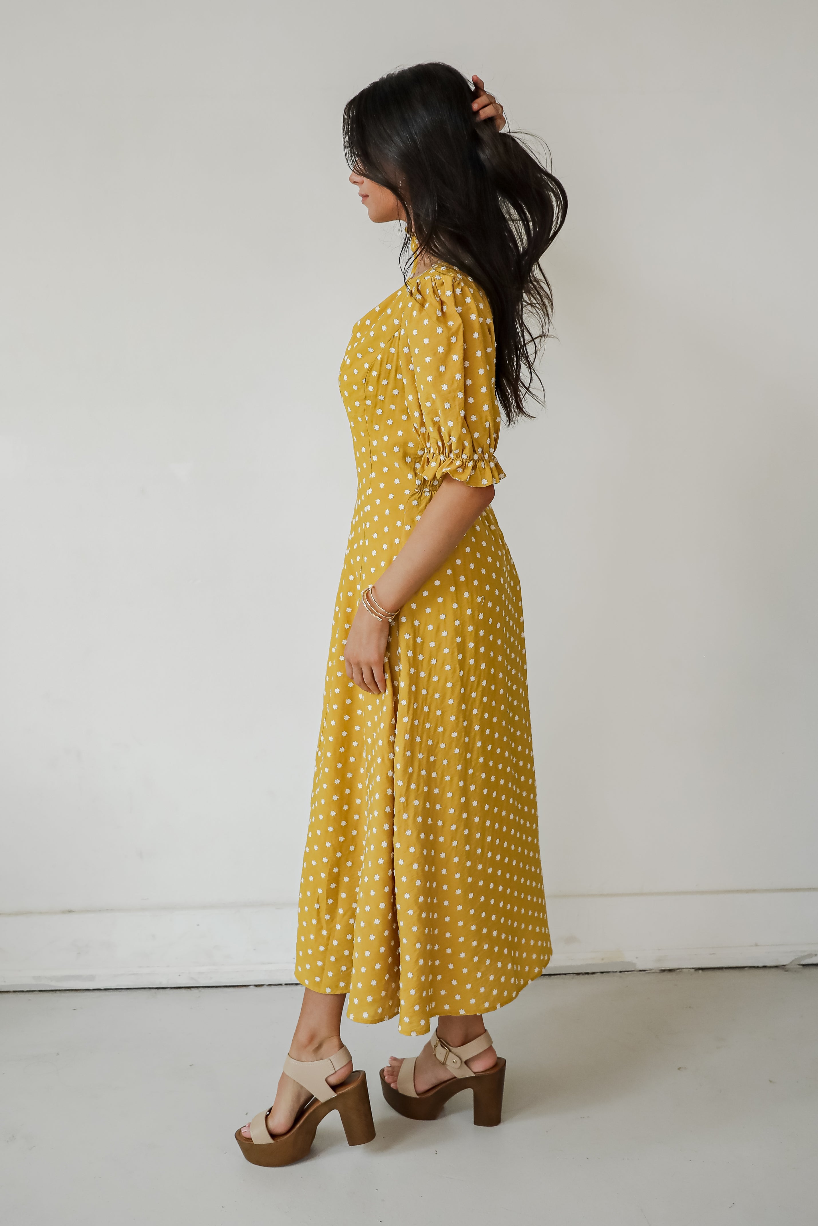 Stunning Element Mustard Floral Midi Dress