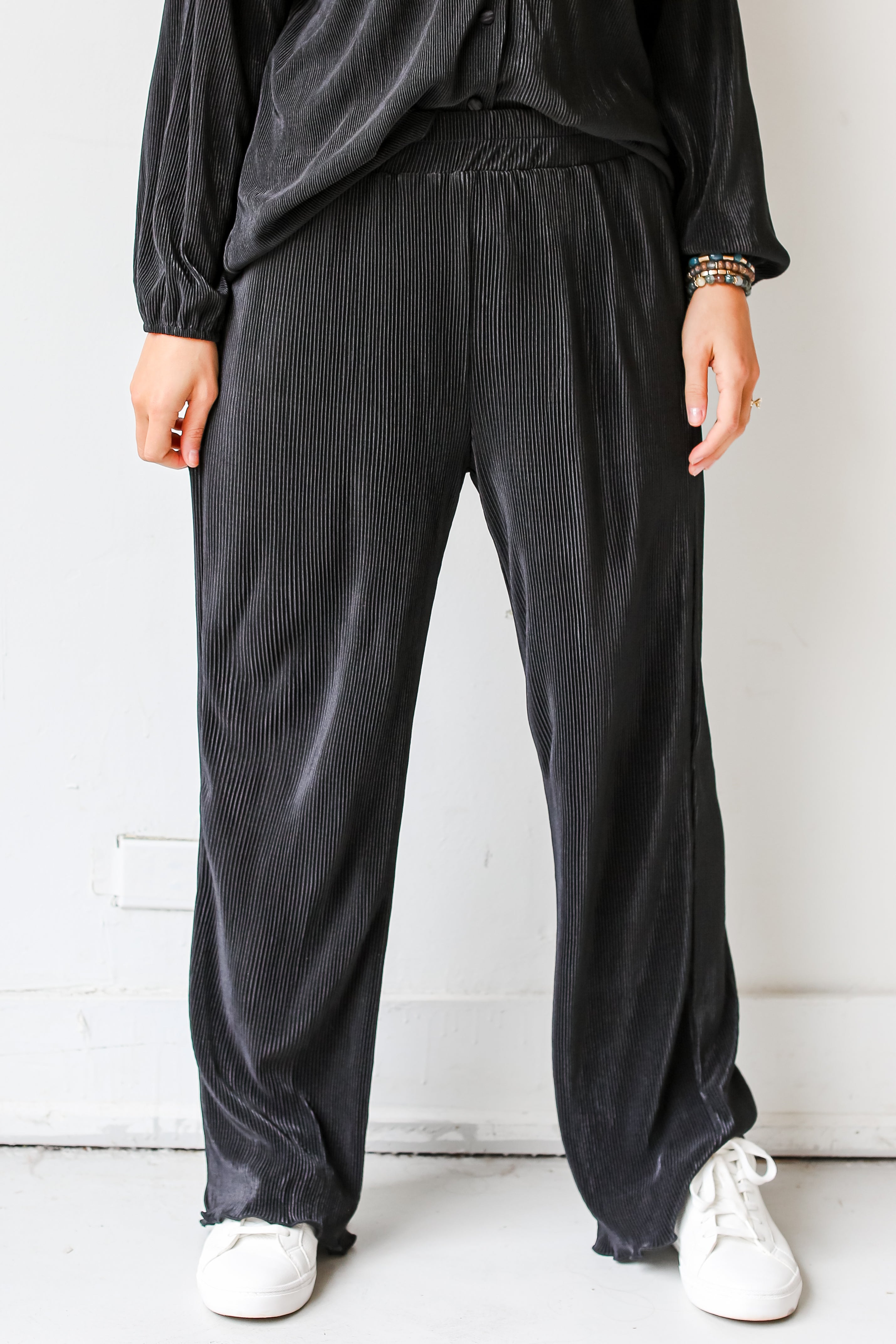 black plisse pants