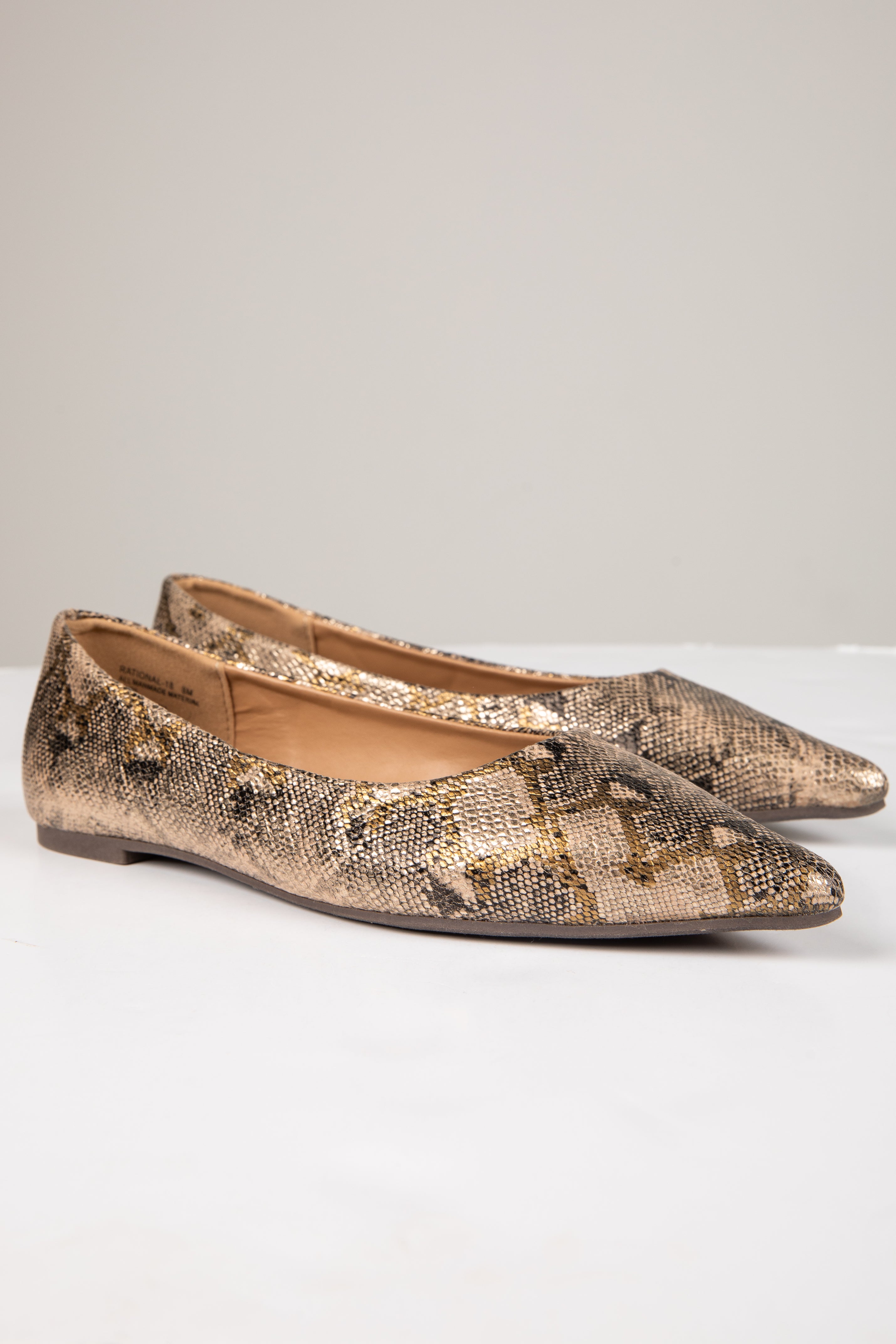 cute flats for women