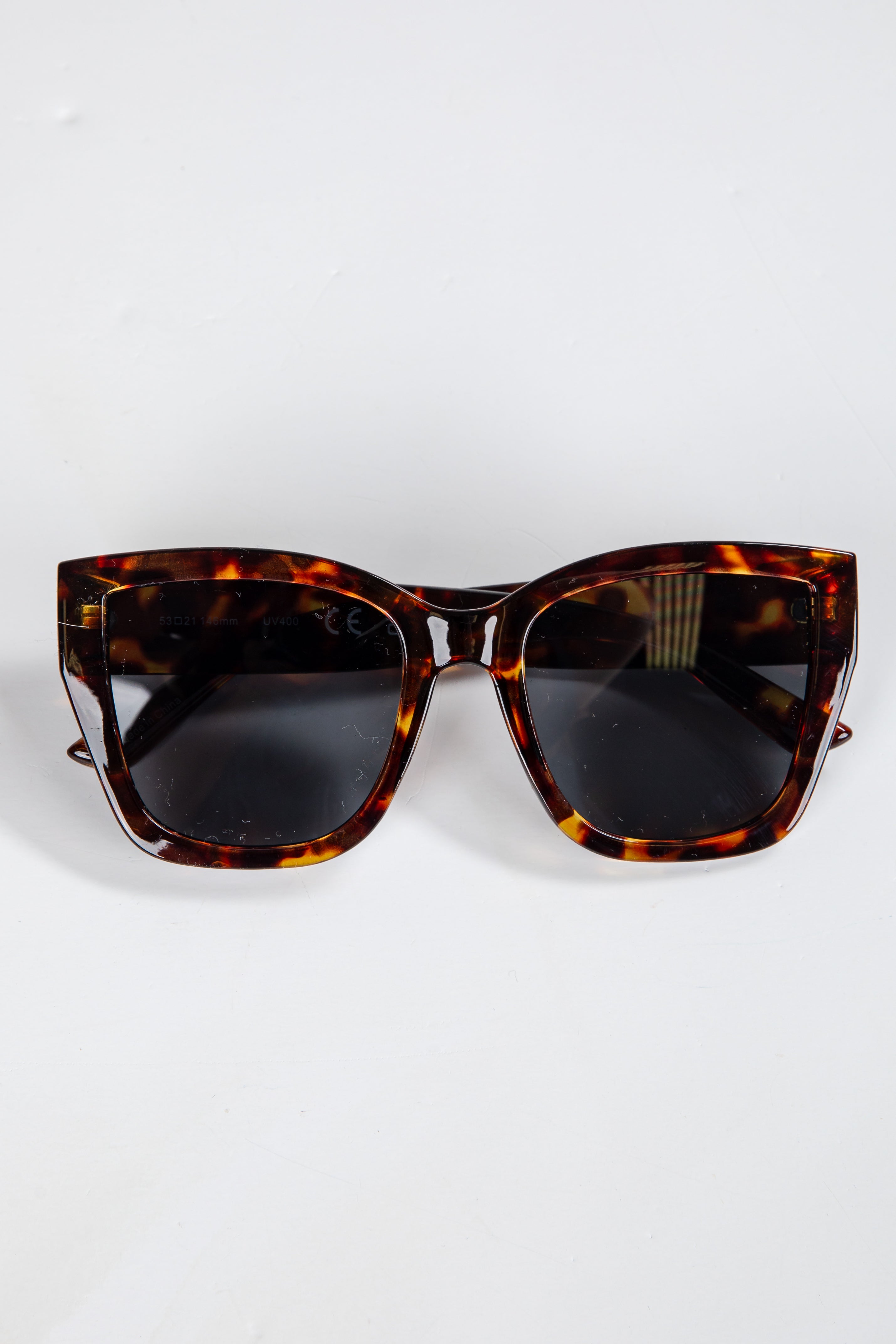 Trendy rectangle triangle Sunglasses tortoise Unimaginable Dark Tort Female Square Sunglasses | Le Specs main image 4