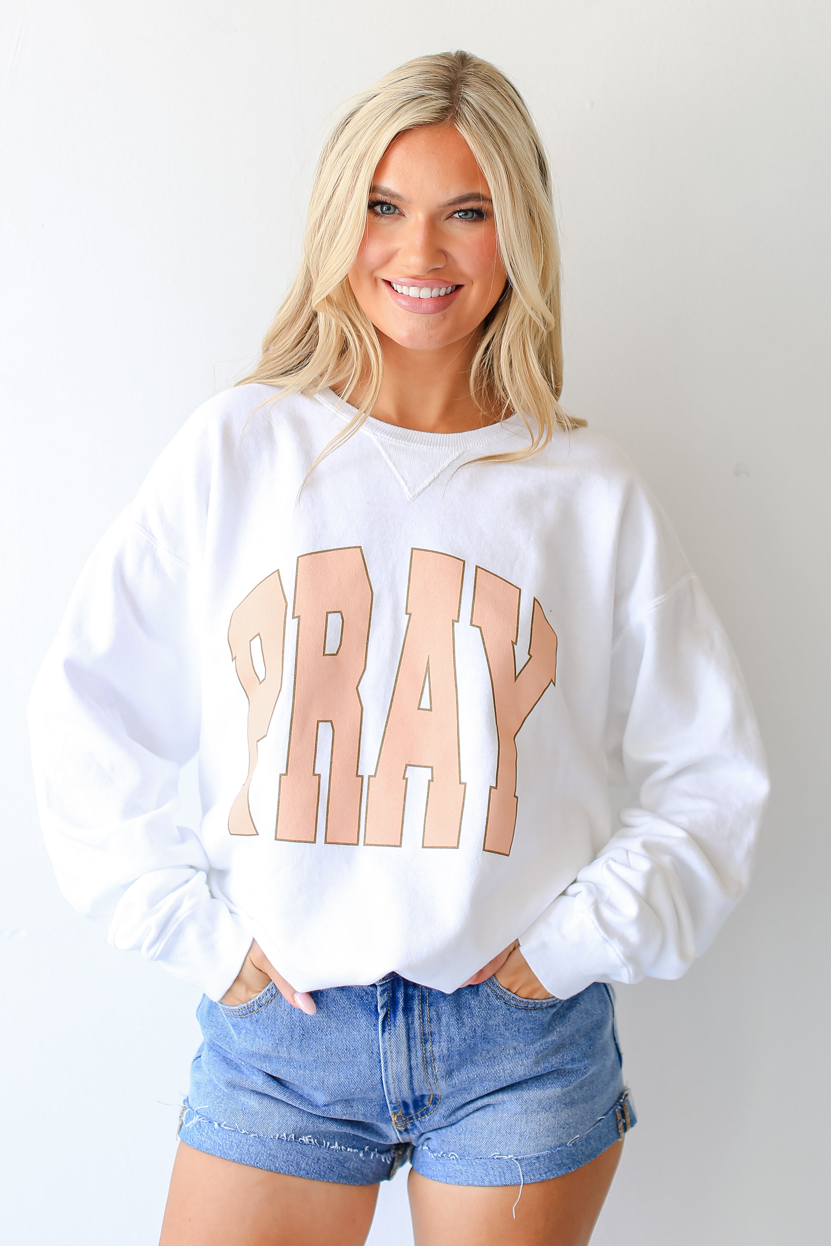 White Pray Sweatshirt. Christian Graphic Sweatshirt. Comfy Sweatshirt