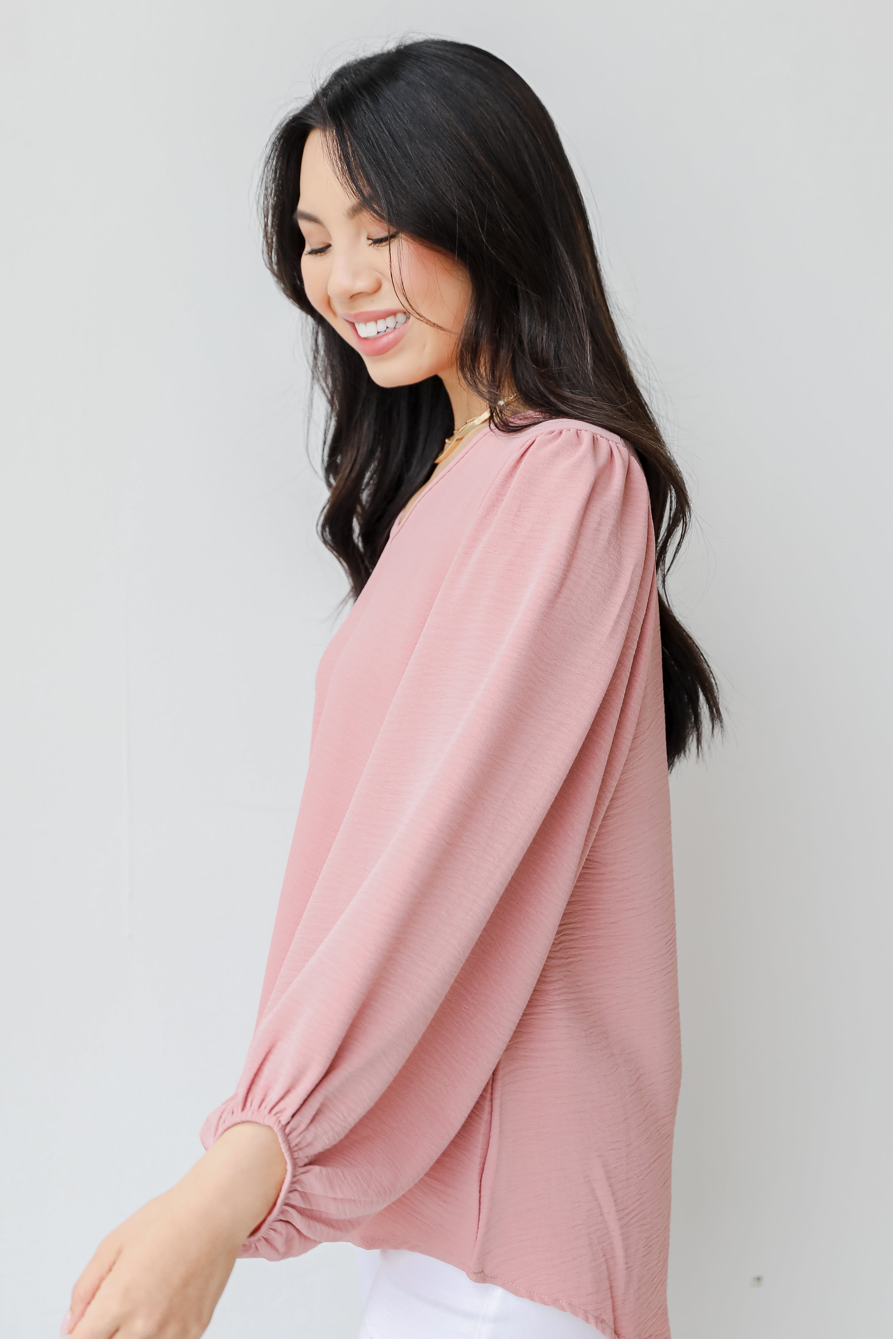 Blouse in mauve side view