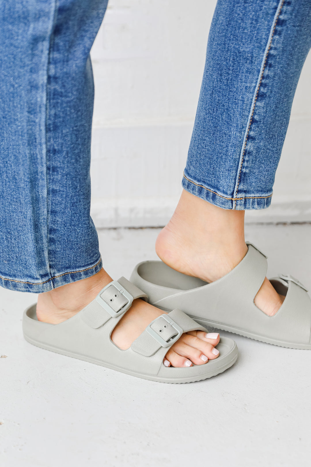 Double Strap Sandals in sage