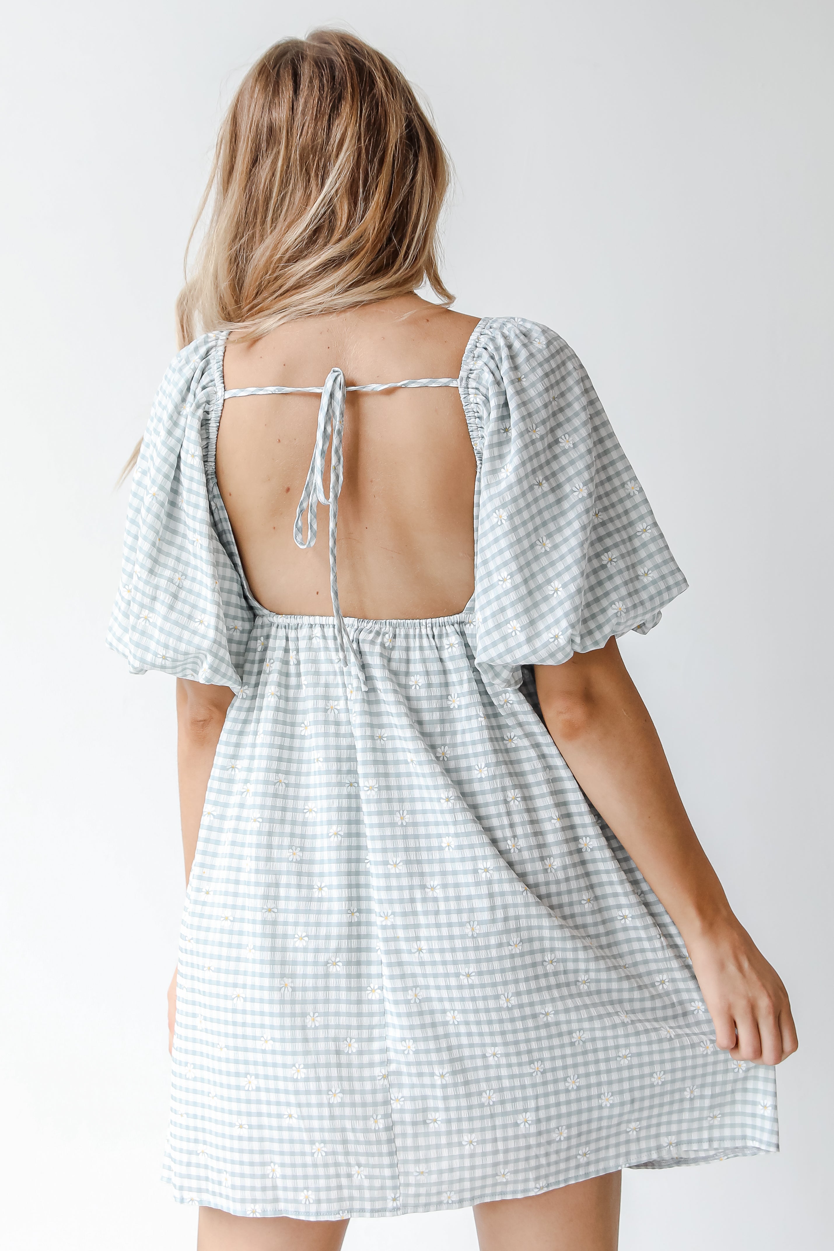 daisy dress back view