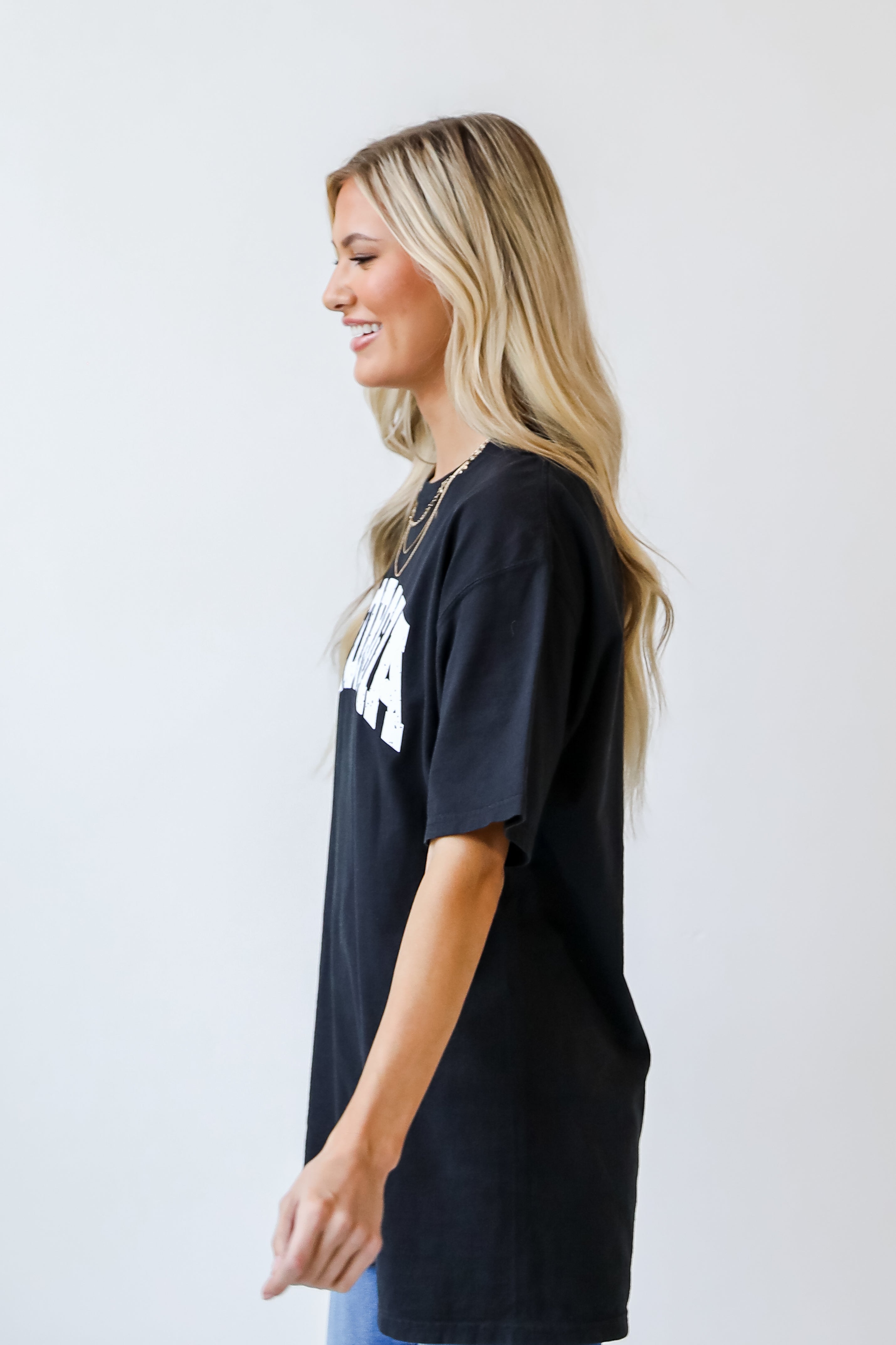 Georgia Tee in black side view