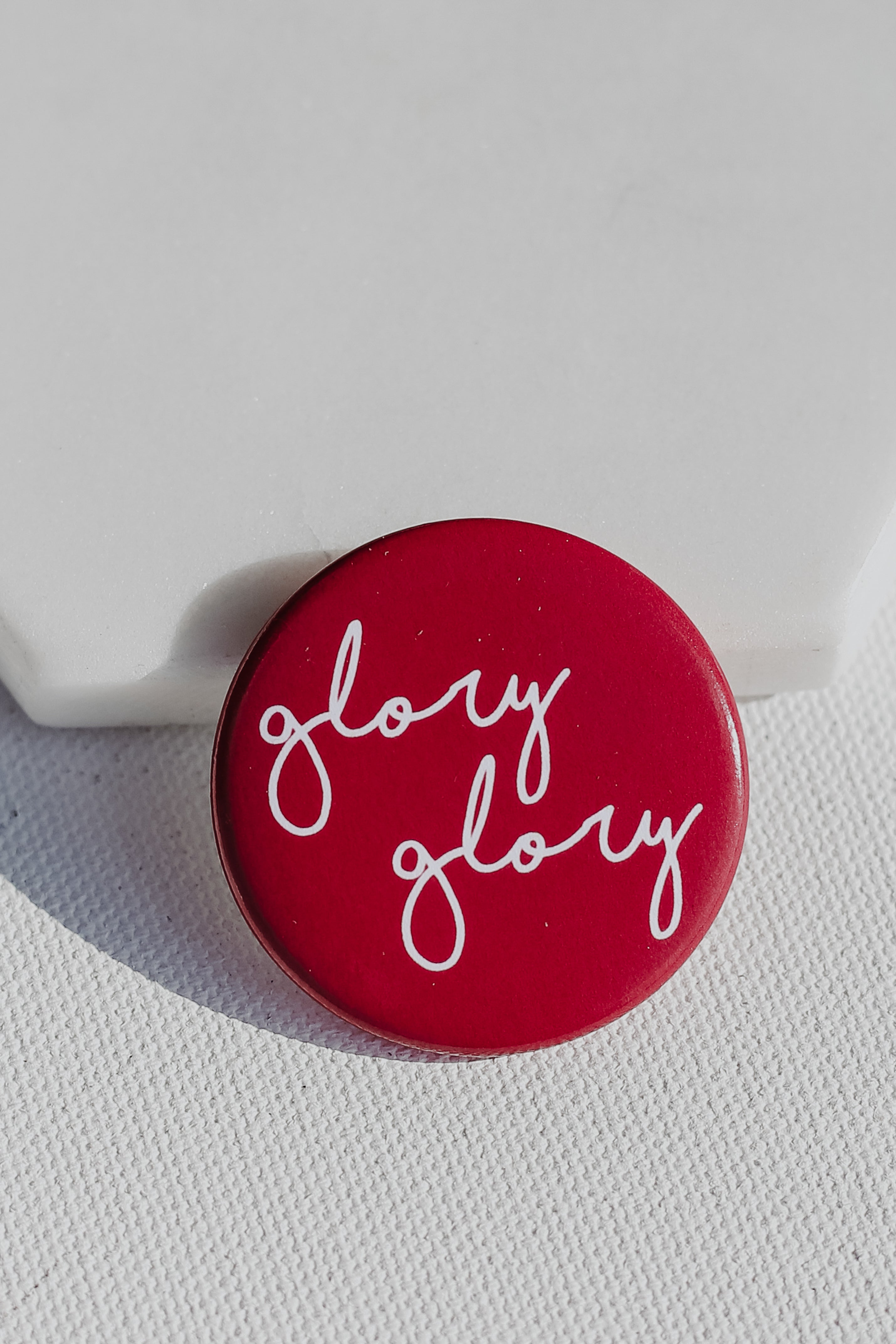 Red Glory Glory Button