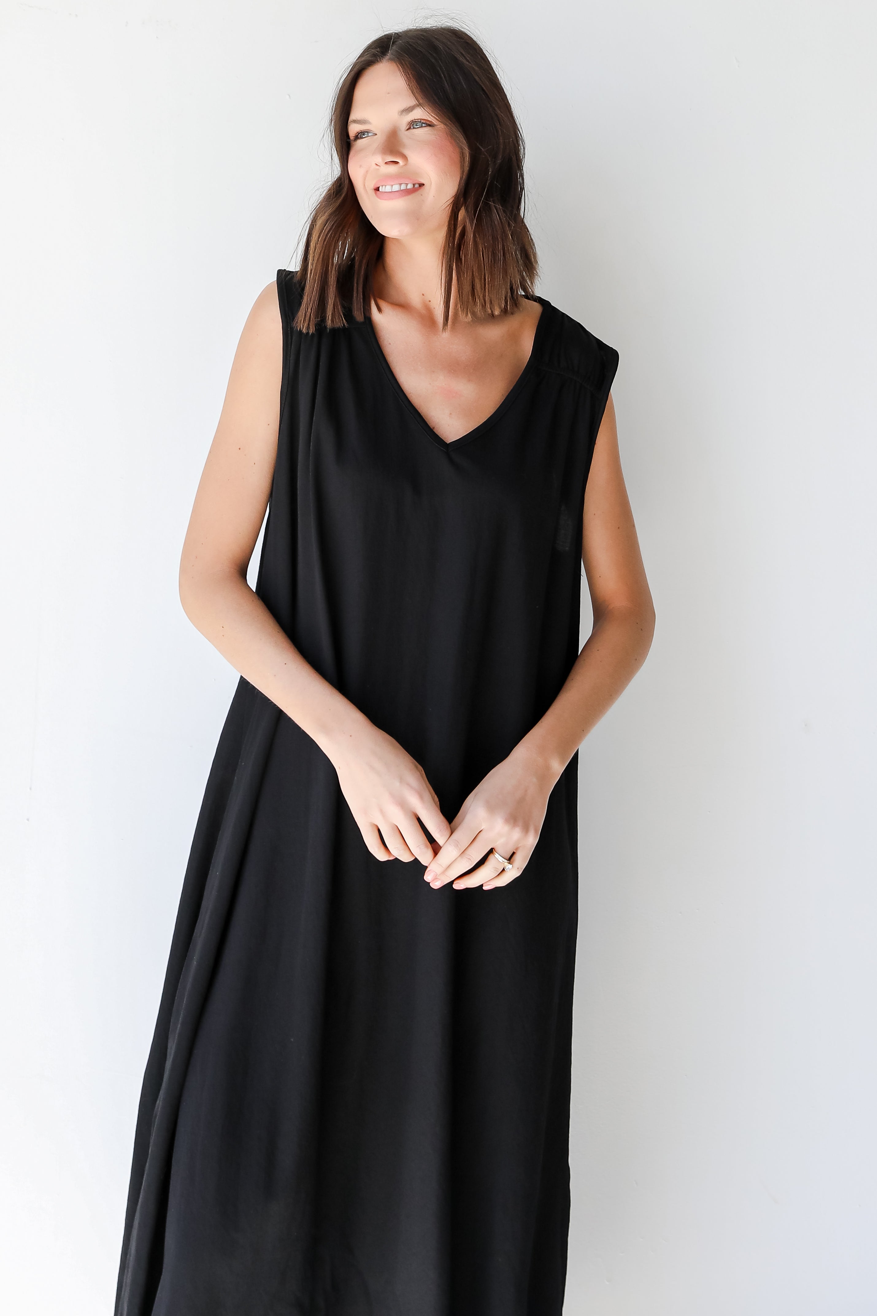 Maxi Dress in black close up