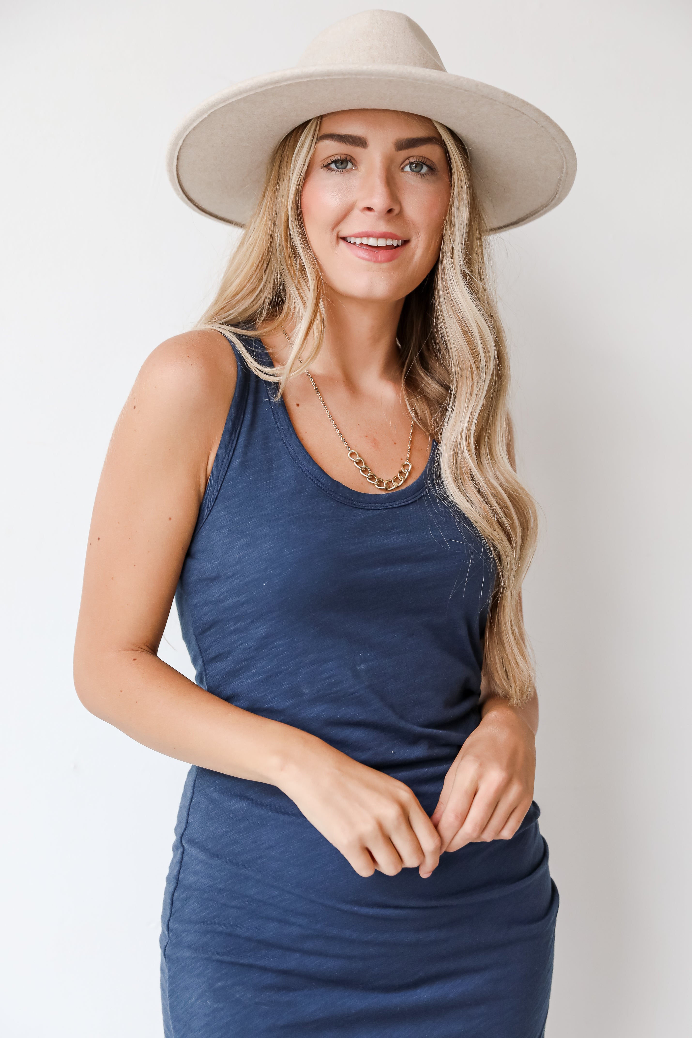 navy bodycon dress close up