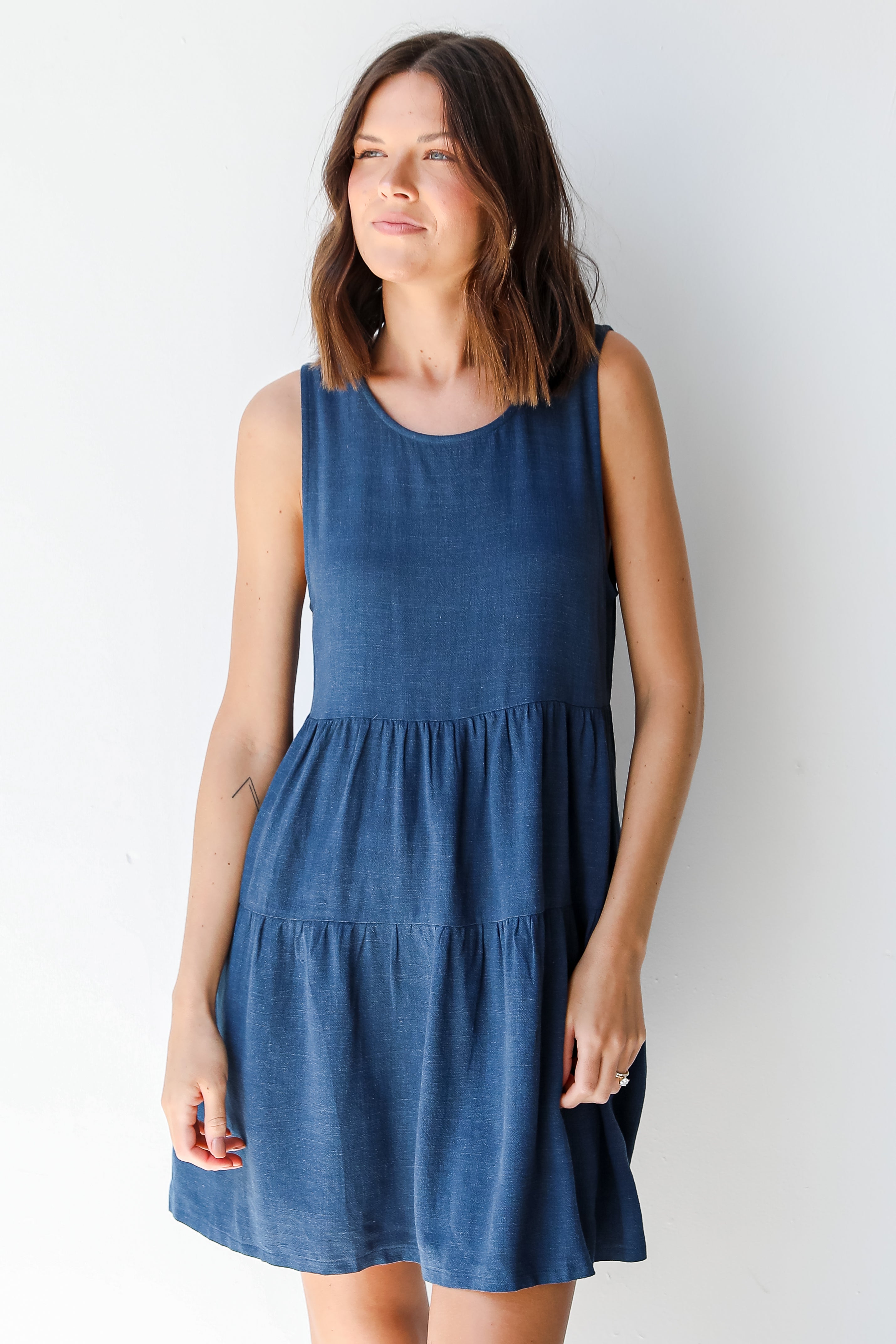 Linen Tiered Mini Dress in navy on dress up model