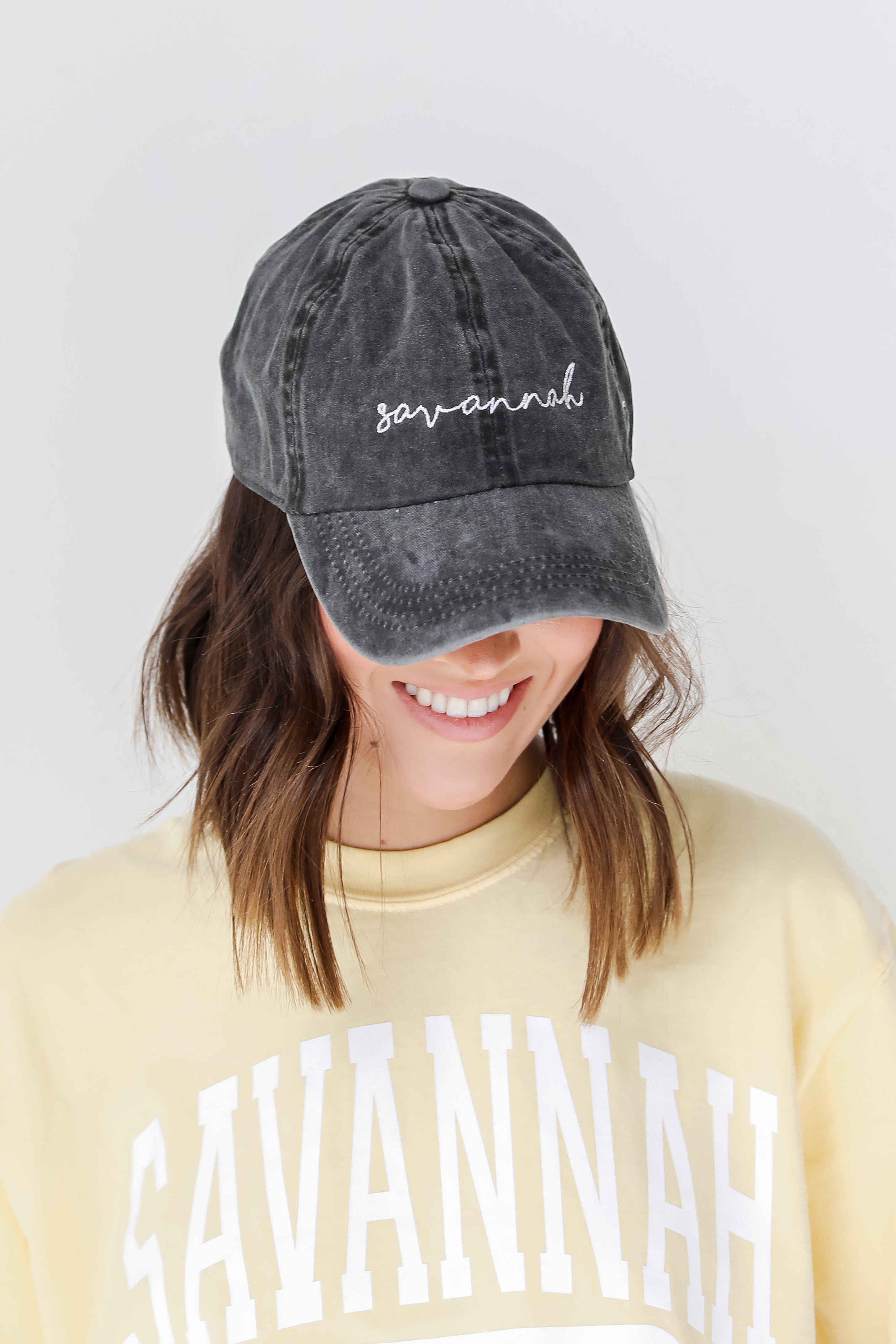 Savannah Script Embroidered Hat in black