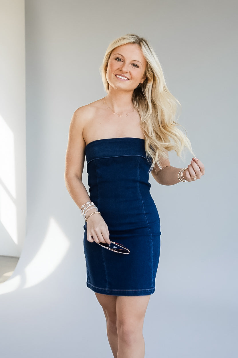 denim strapless dress Pilcro Seamed Mini our MATILDA denim dress features a strapless design and convenient back zipper closure Danica Light Wash Denim Lace
