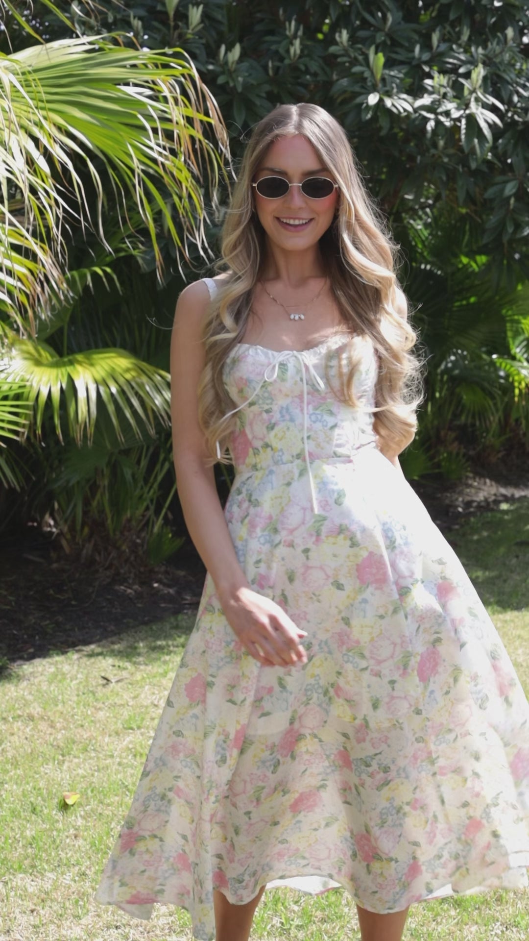 Summer Ivory Floral Maxi Dress | Trendy Women's Dress
