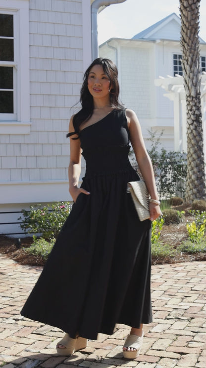 Effortless Glow Black Maxi Dress