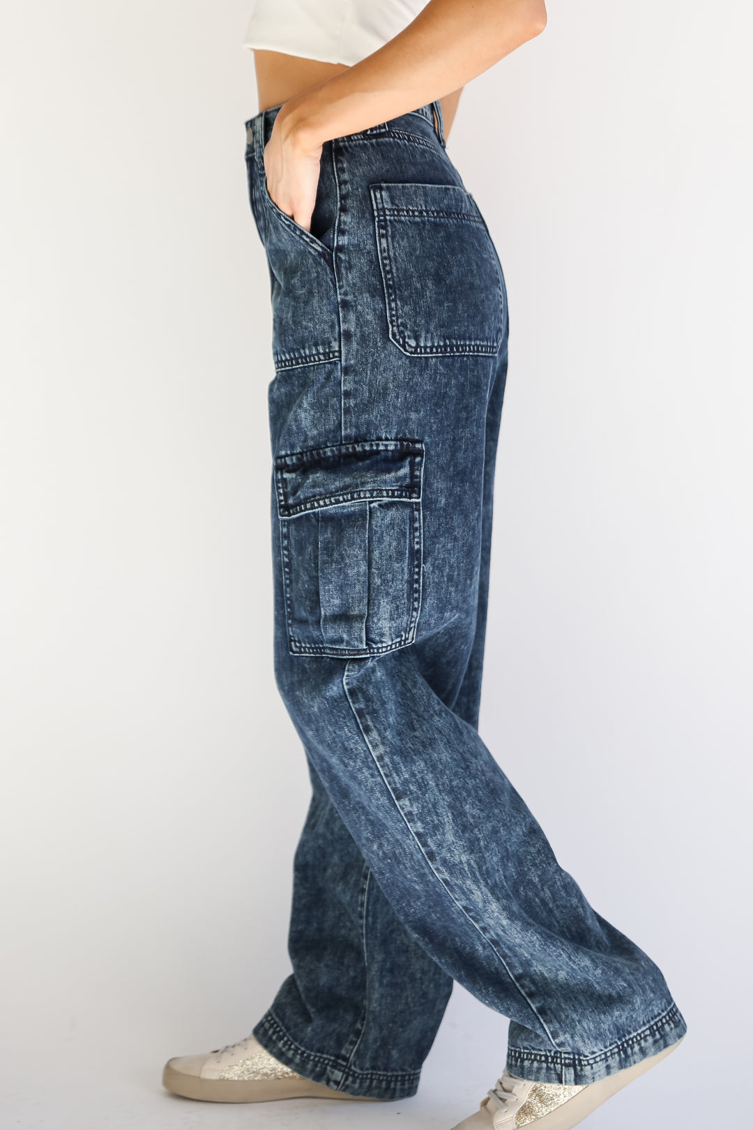 trendy Acid Washed Dark Wash Cargo Jeans