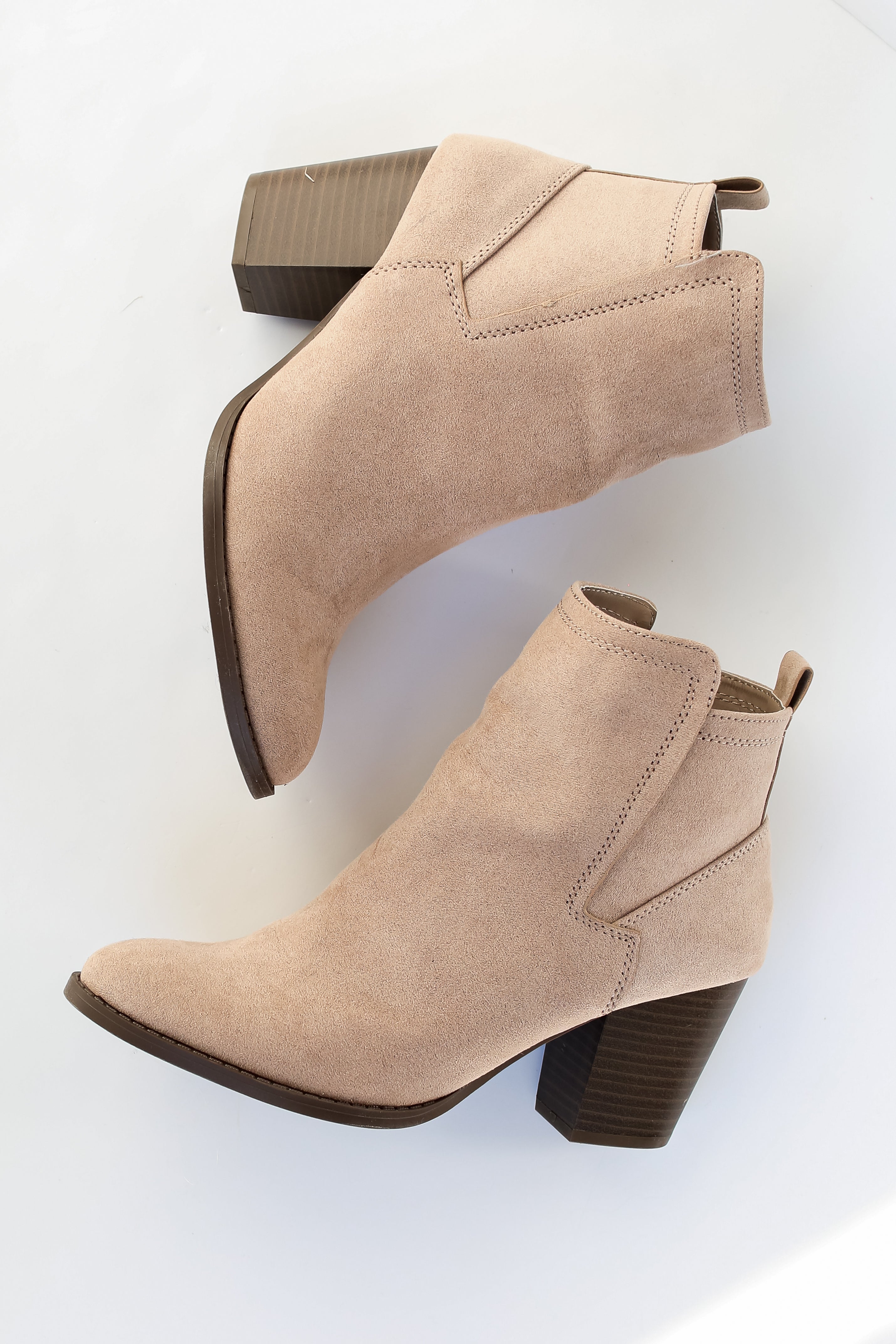 Taupe / Nude Block Heel Suede Booties cheapest Women's 9