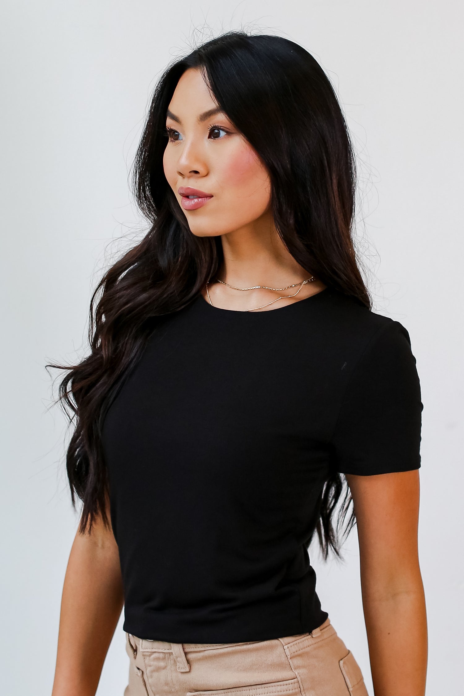 black short sleeve crop top