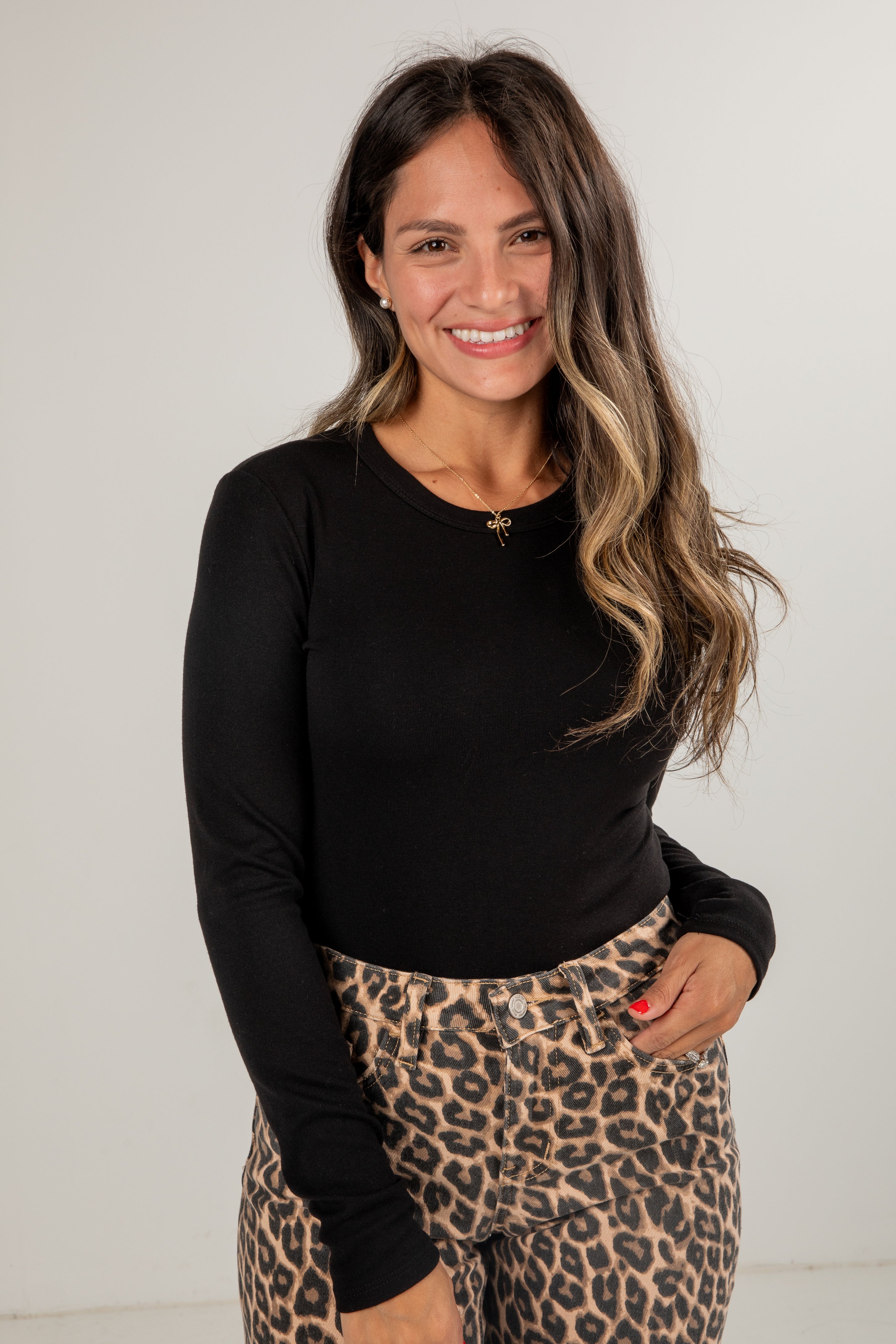 Cute Everyday Cropped Long Sleeve Top | Women's Basics | DressUp
