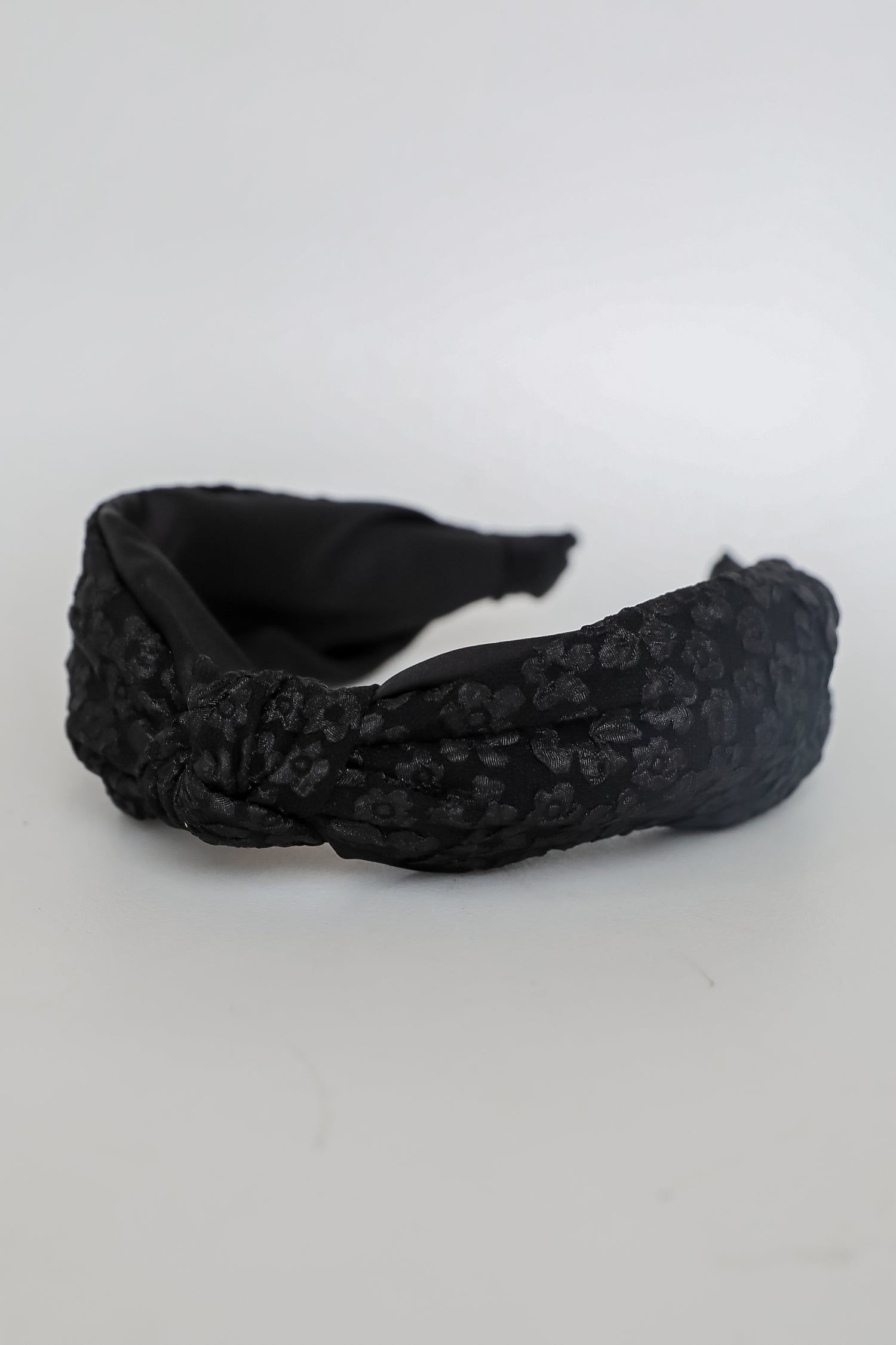 Sincerely Elegant Black Floral Mesh Knotted Headband