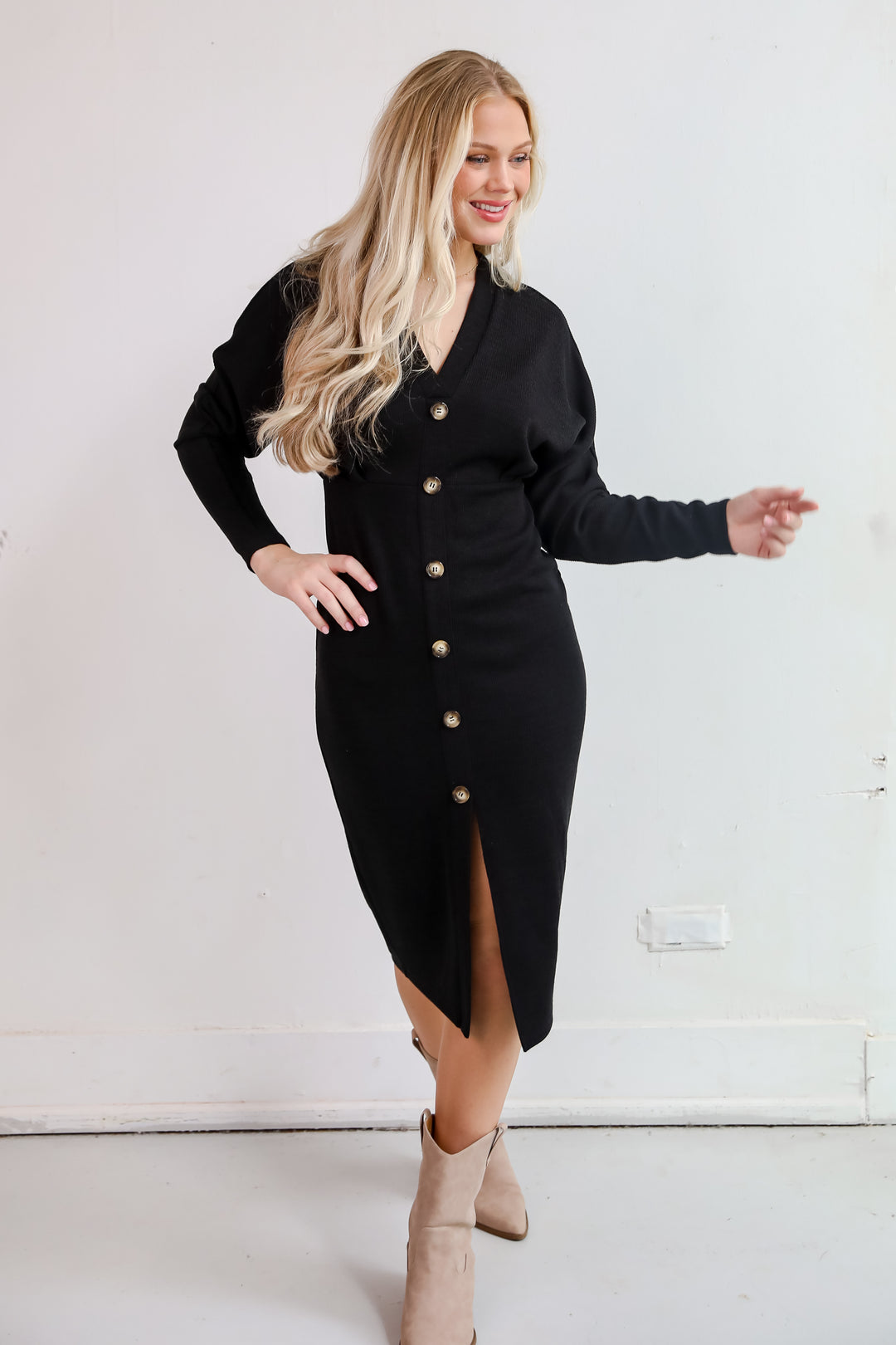 Exemplary Allure Black Ribbed Knit Midi Dress