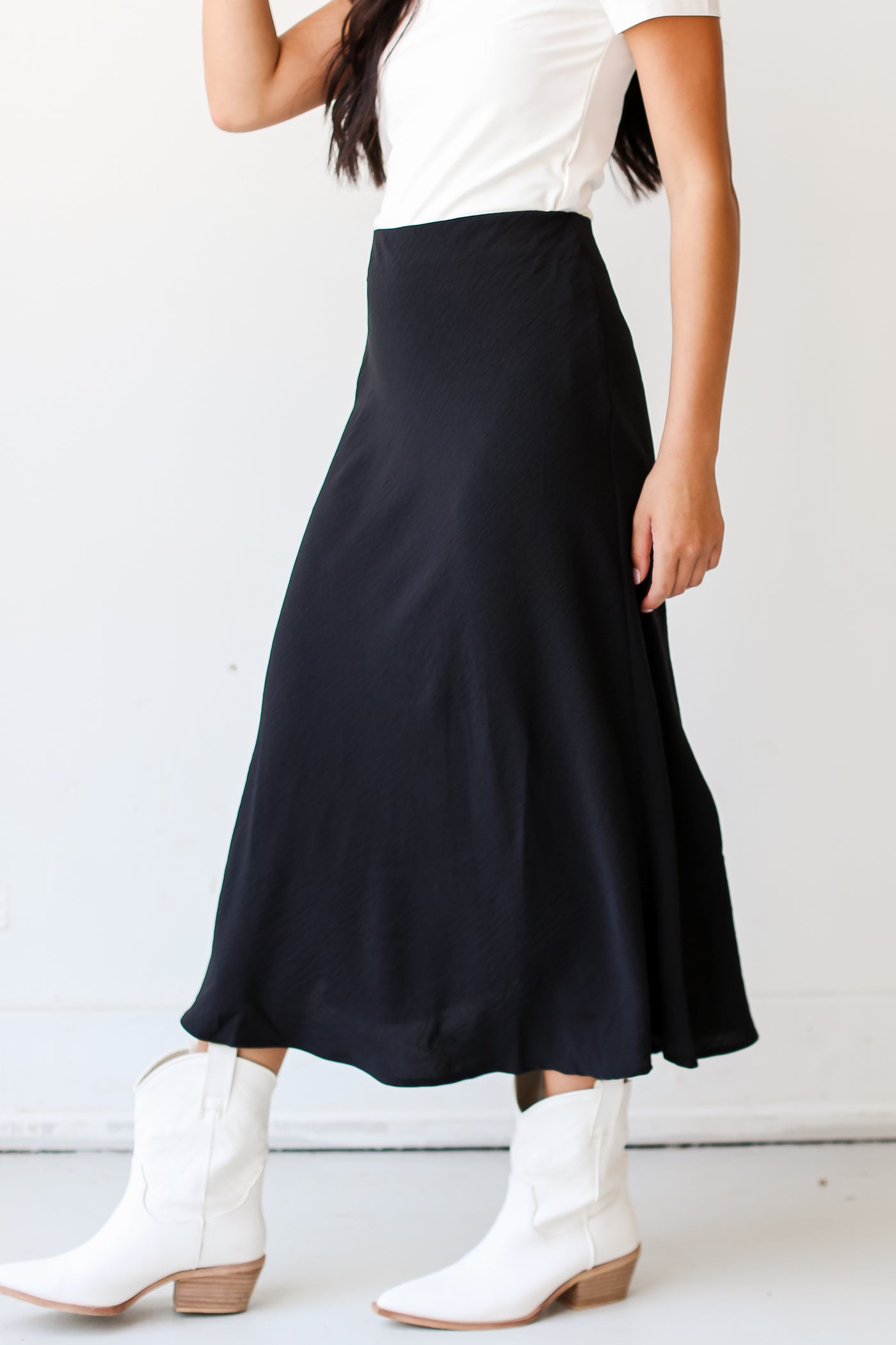 black Midi Skirt side view