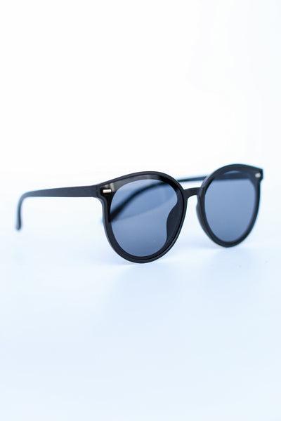 black Round Sunglasses side view
