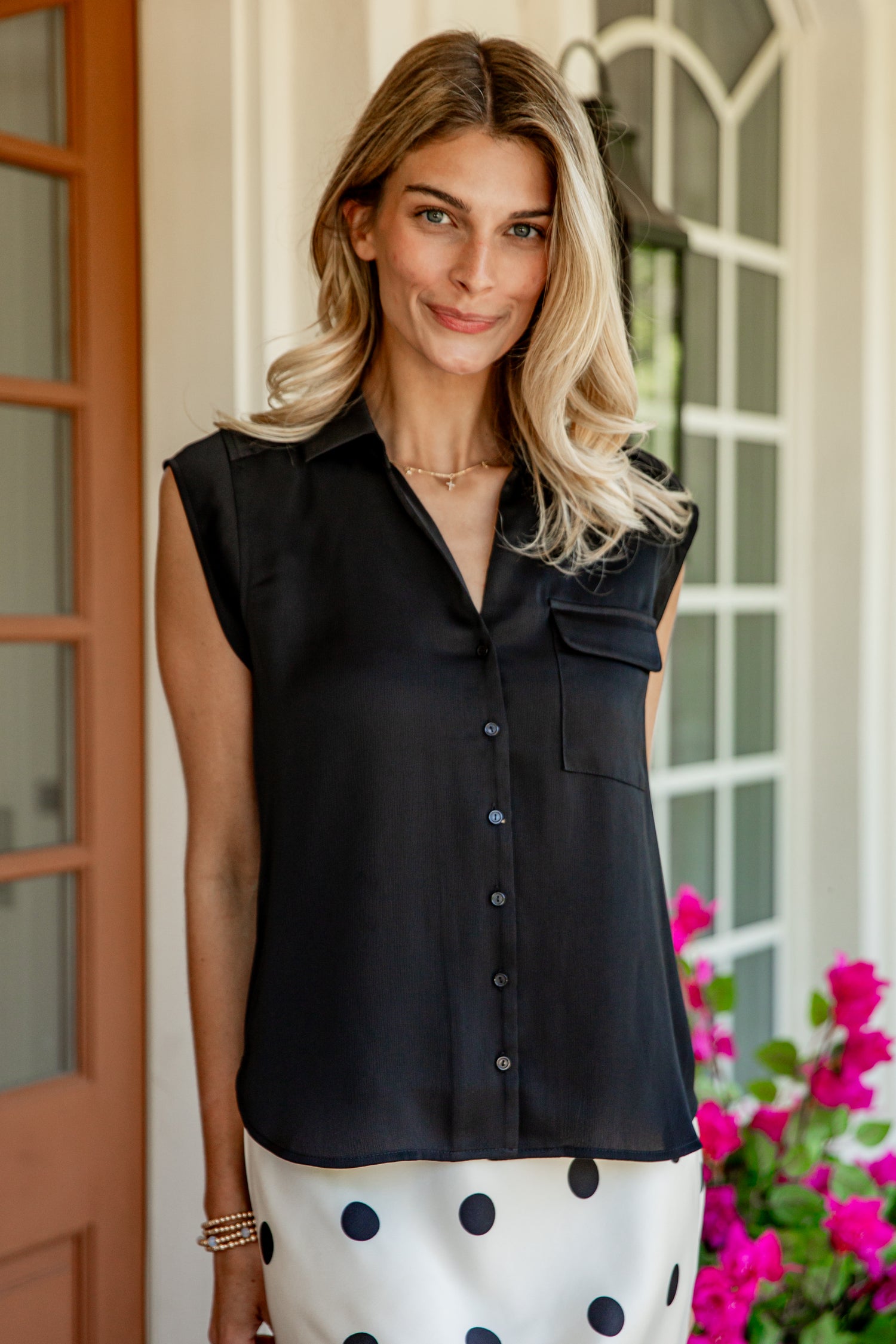 Modern Sleeveless Button Up Blouse | Trendy Women's Tops