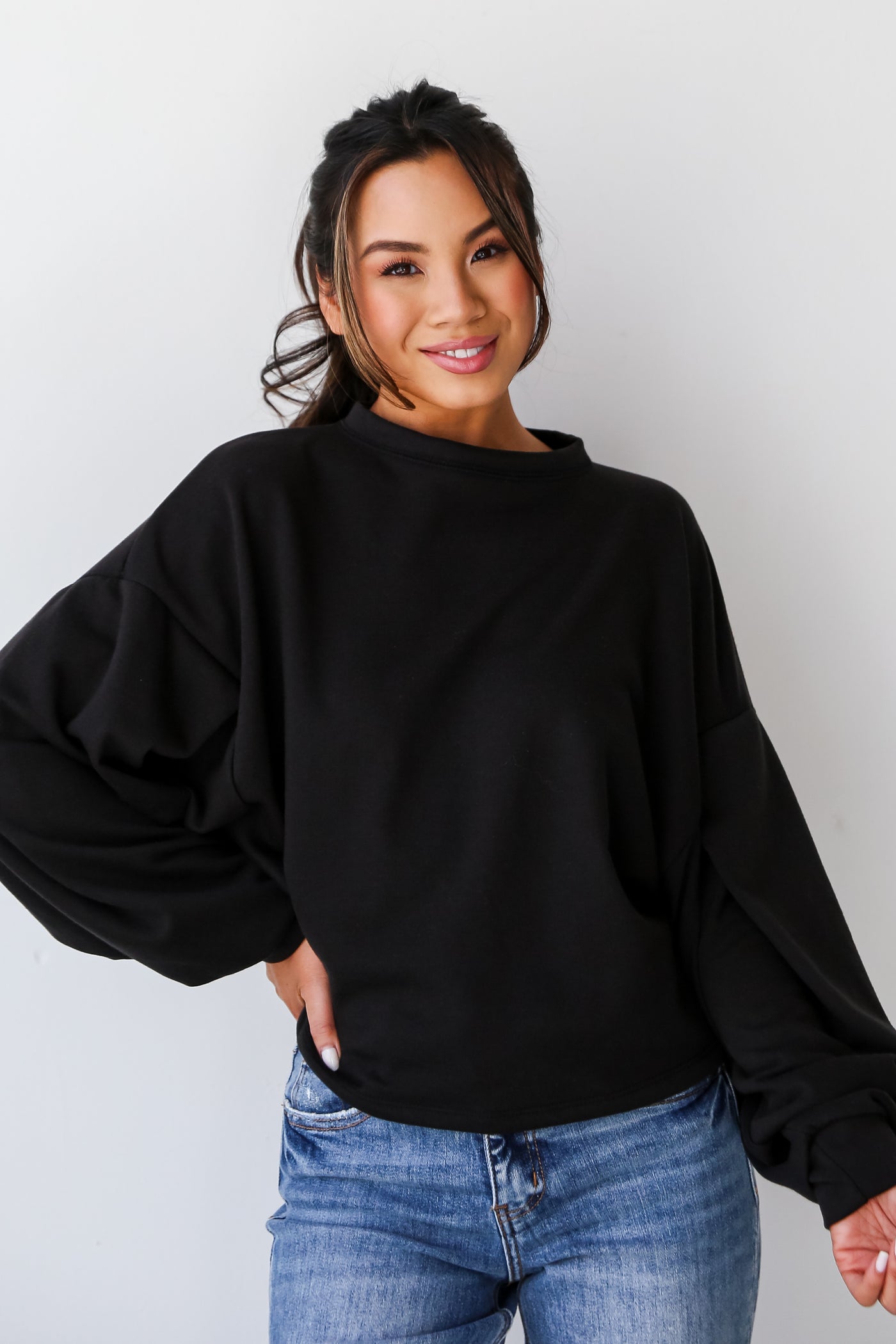 Black Sweatshirts for women