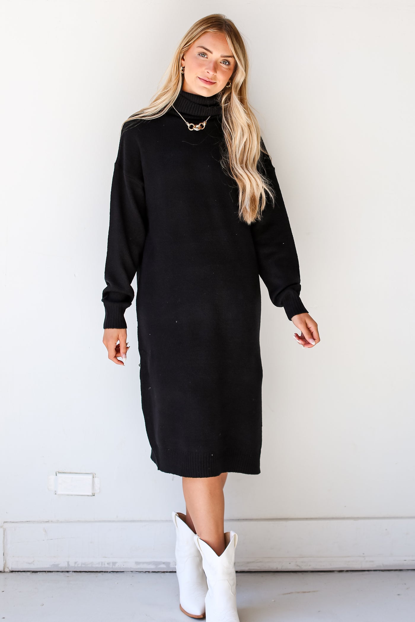 black long sleeve dress