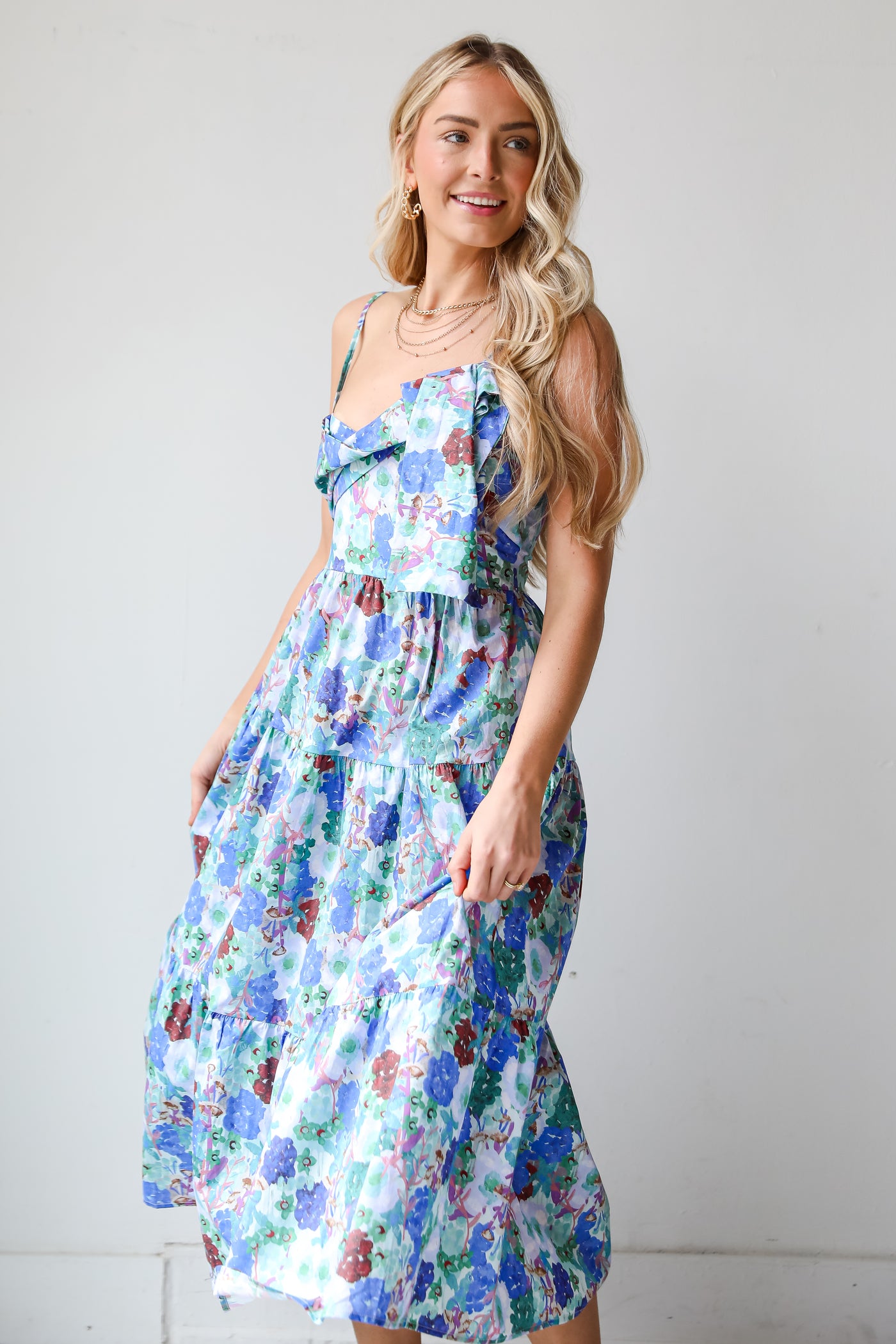 trendy Blue Floral Tiered Midi Dress