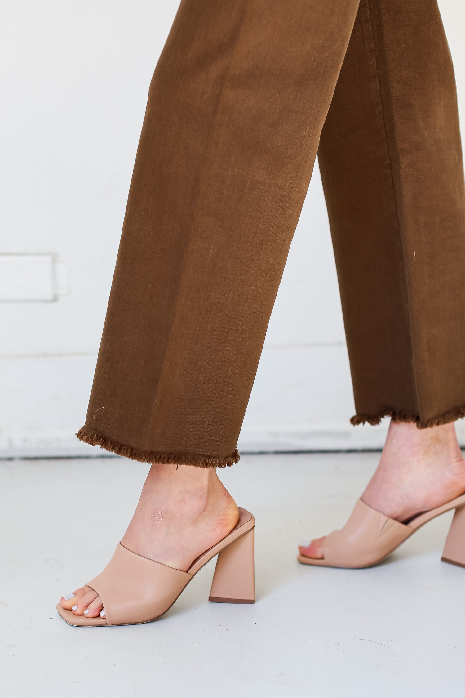 brown Wide Leg Jeans close up bottom view