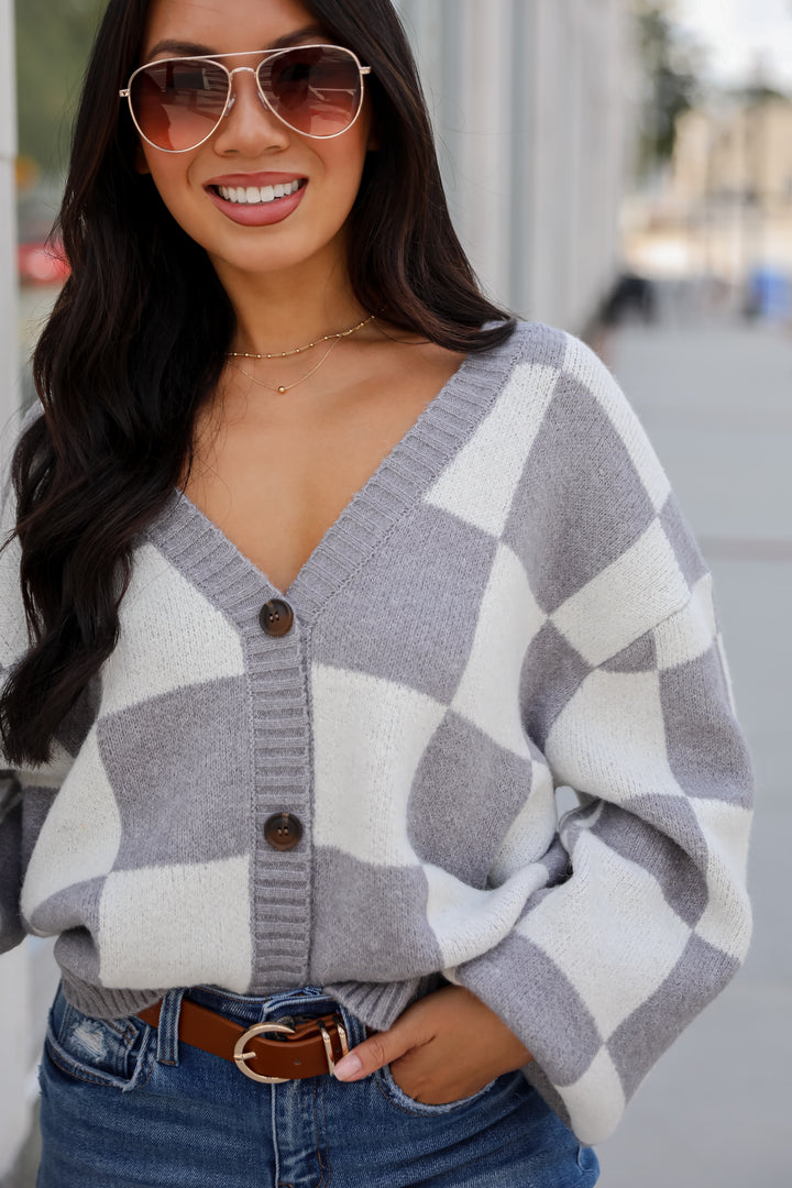 Cuddly Effect Checkered Sweater Cardigan