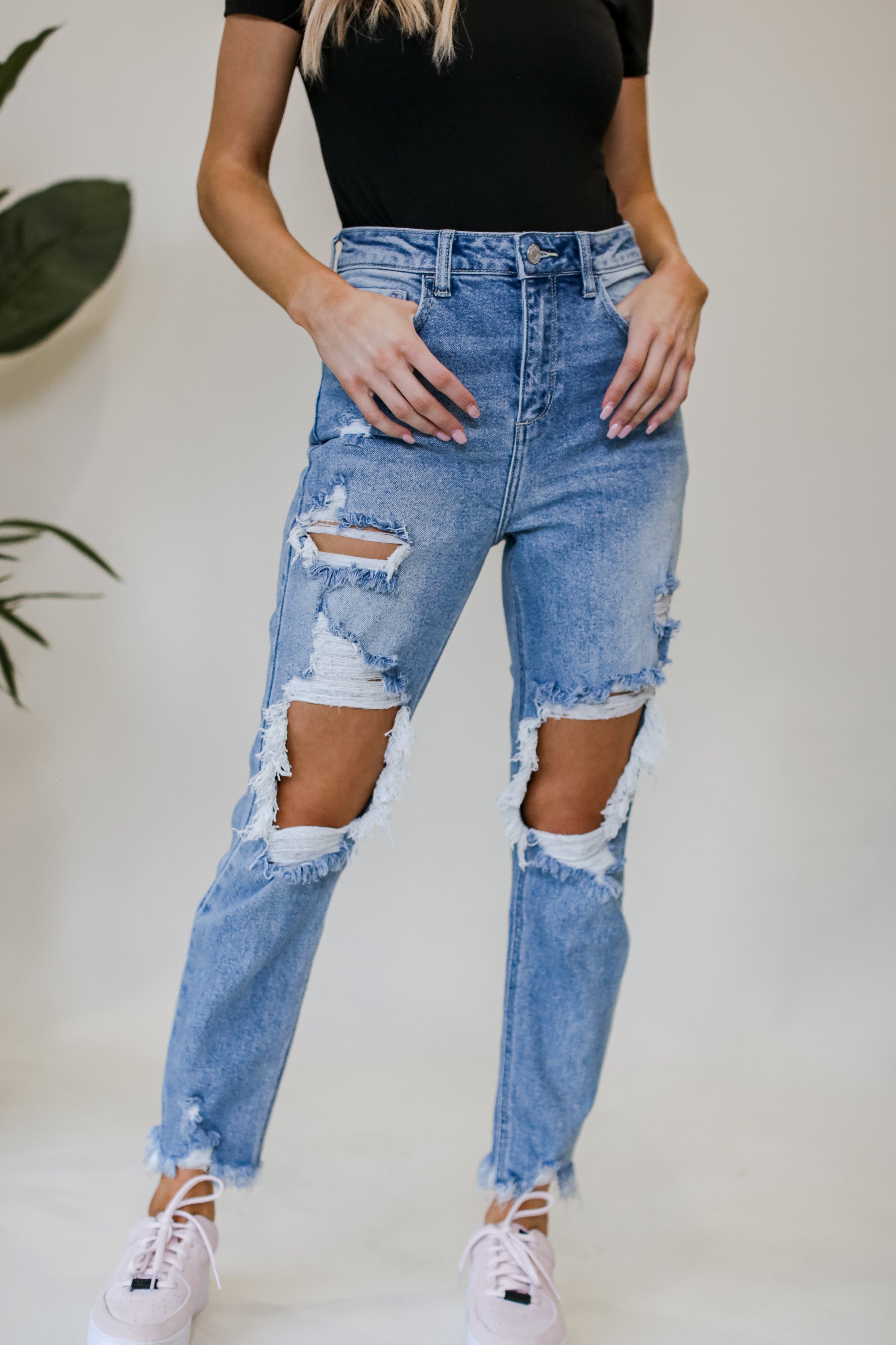 Light Wash Distressed Straight Leg Jeans