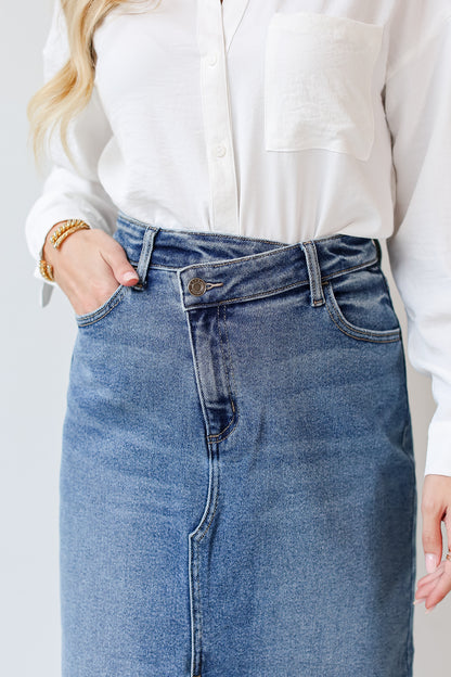 medium wash Denim Maxi Skirt on dress up model