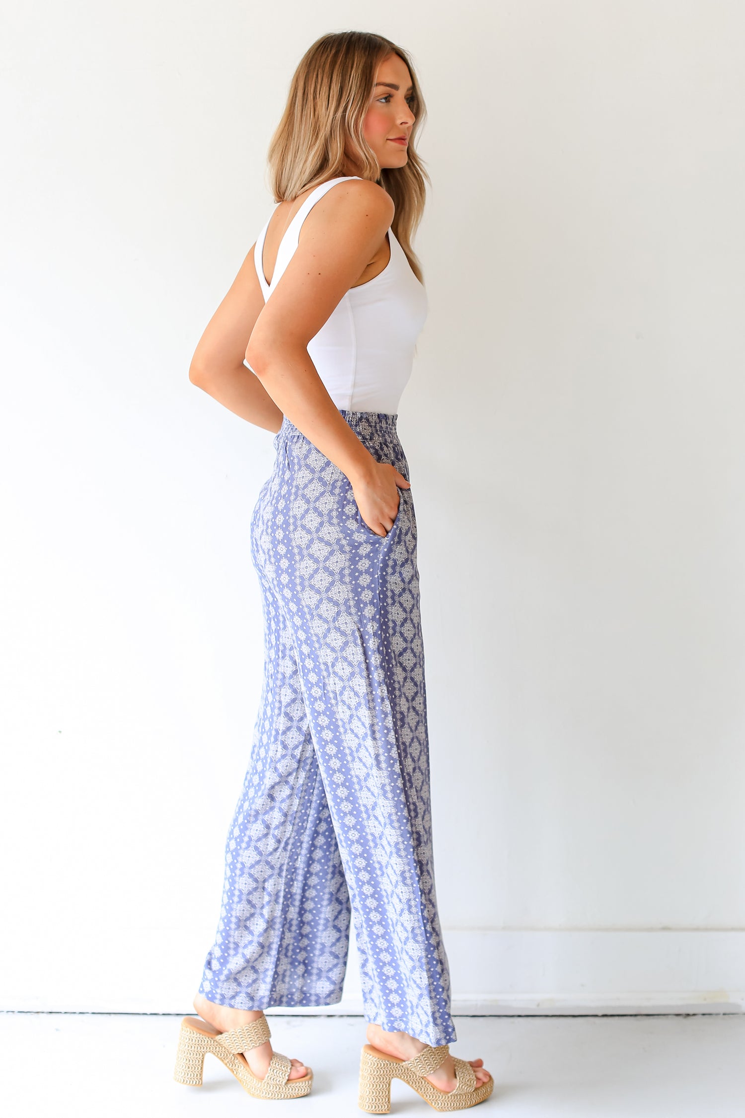 Wide Leg Pants side view
