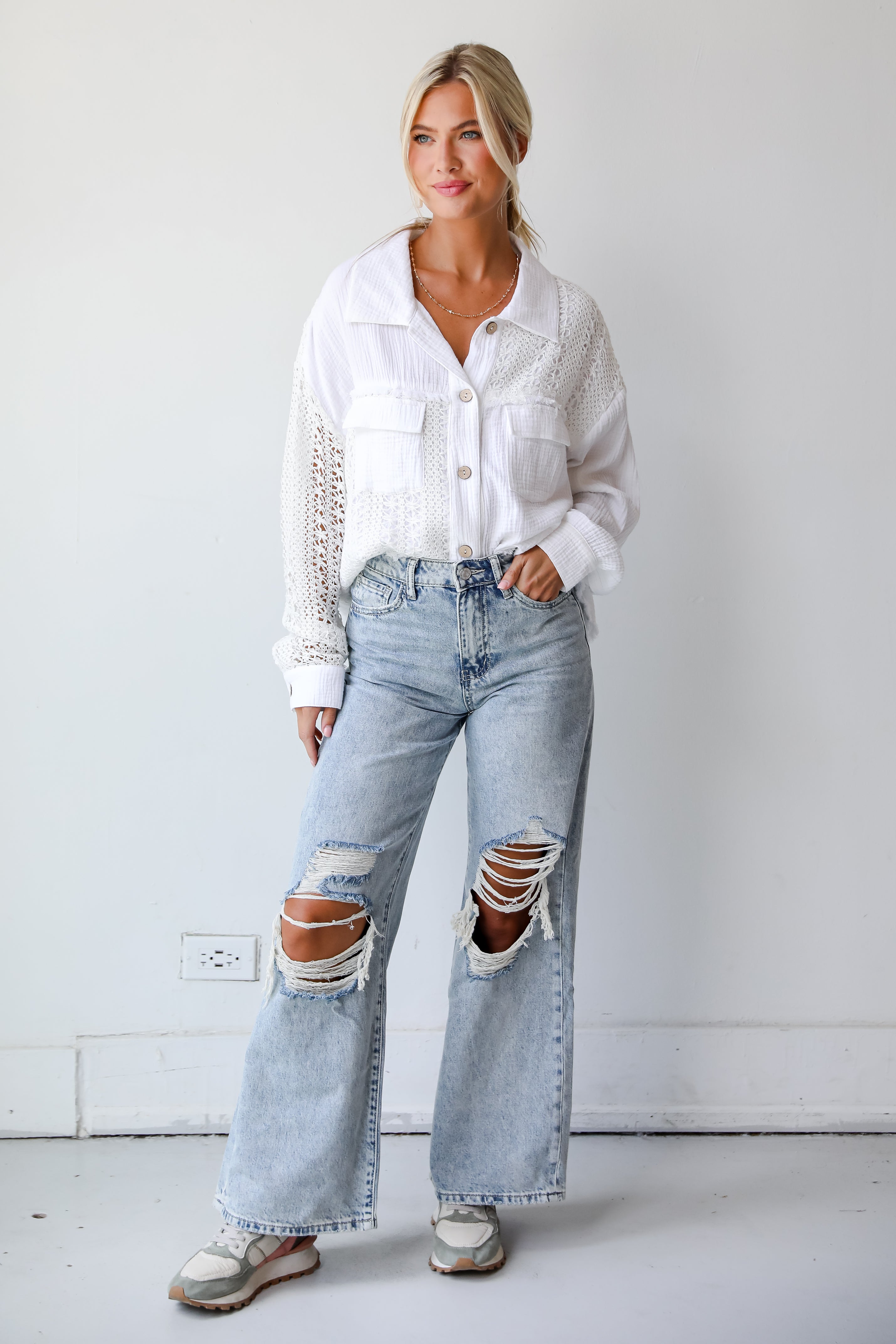 Light wash popular denim high rise jeans