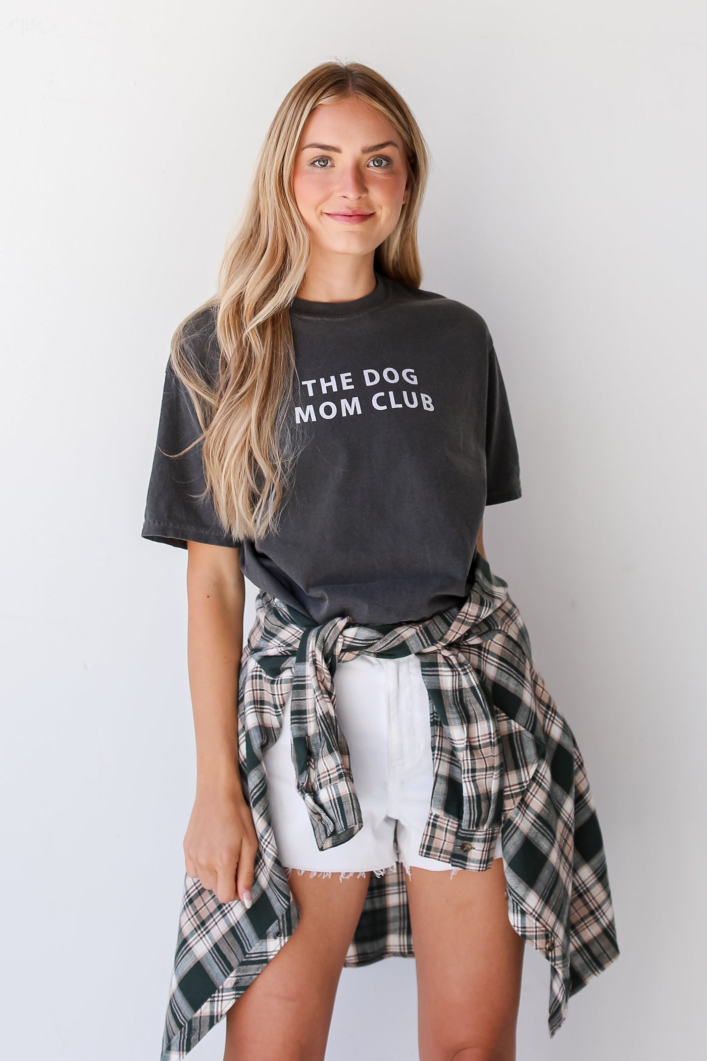 model wearing a cute Charcoal The Dog Mom Club Tee